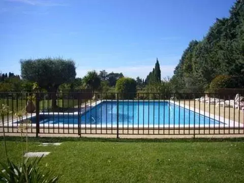 Swimming Pool in Les Cigales
