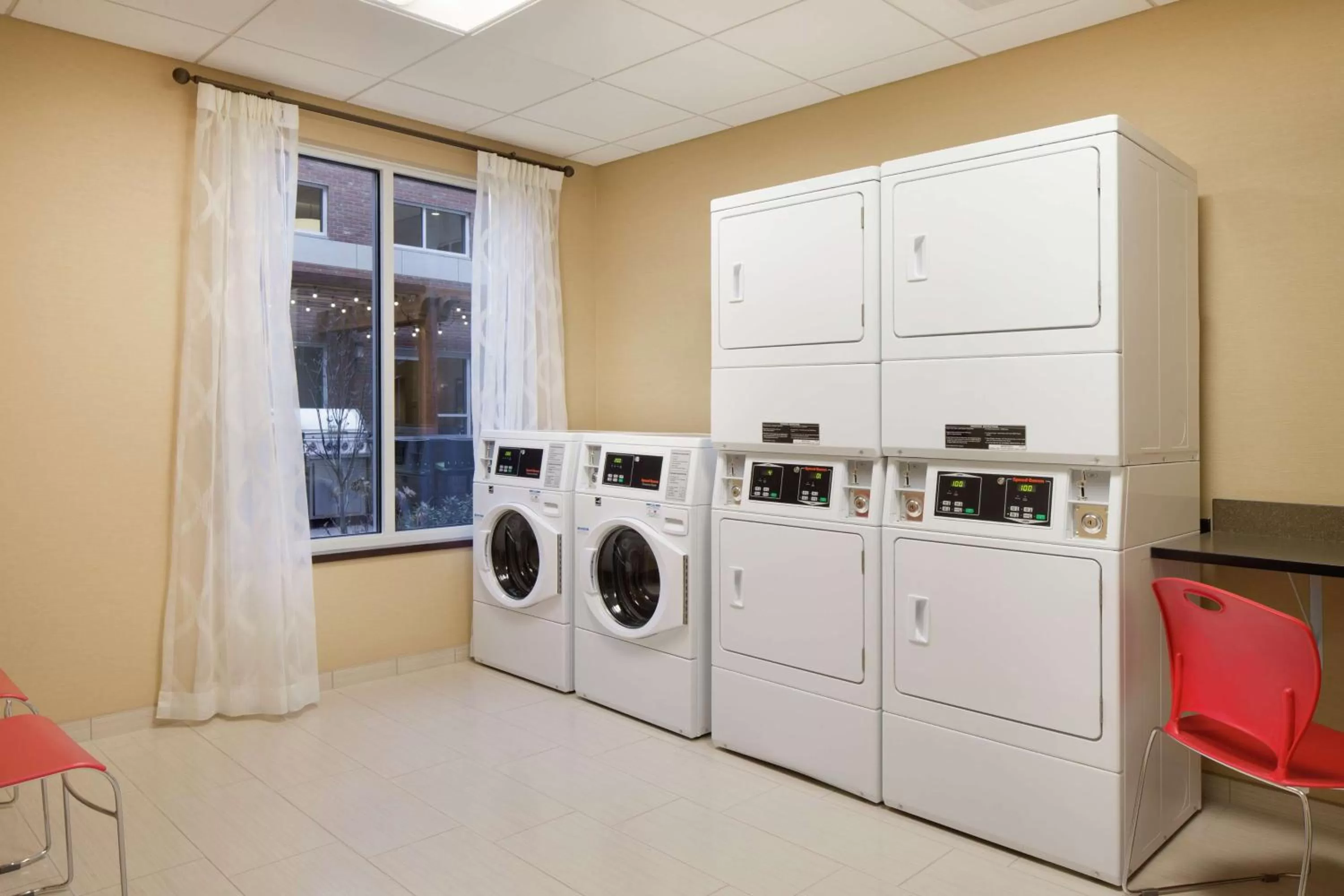 Property building in Homewood Suites by Hilton Kalamazoo-Portage