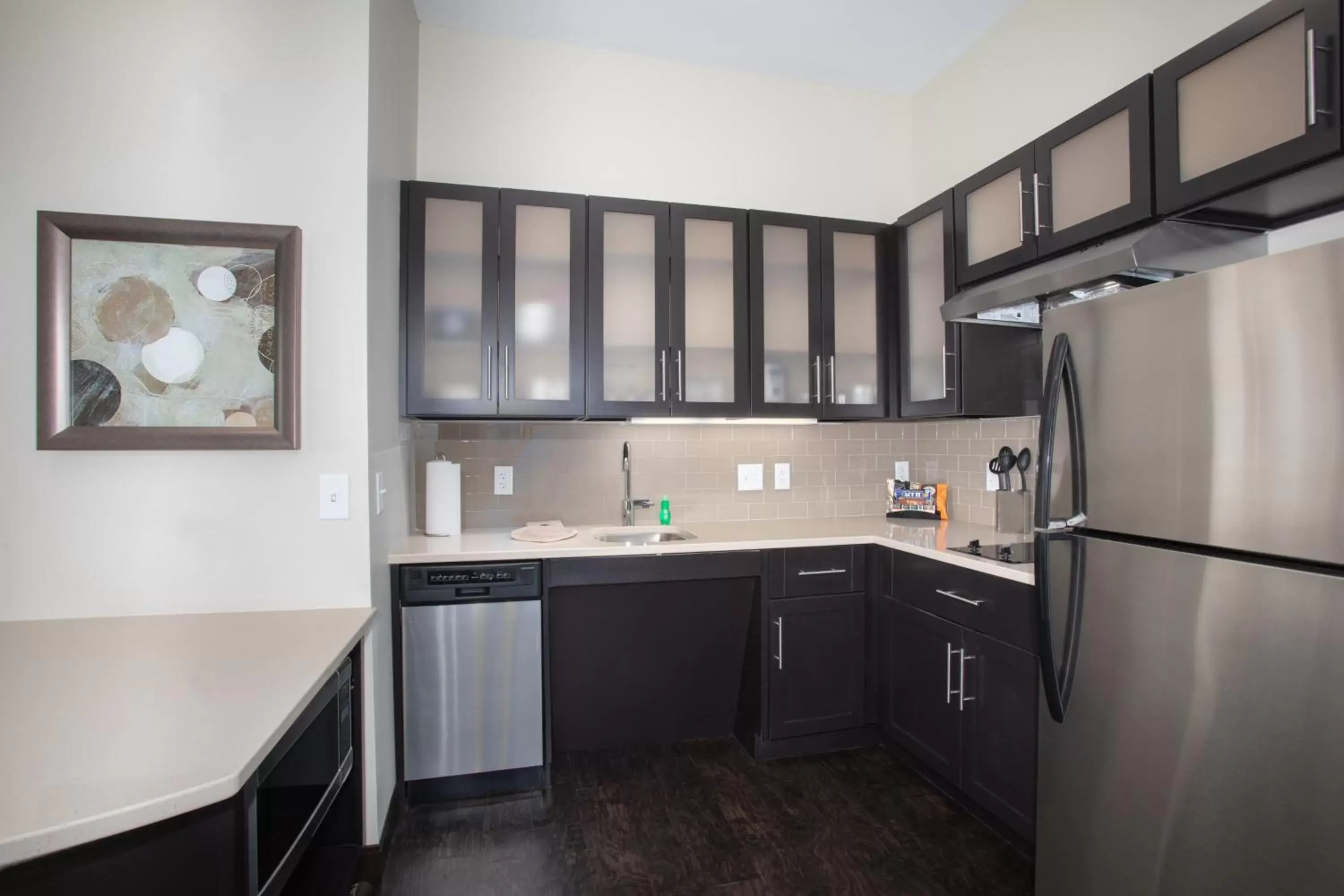 Photo of the whole room, Kitchen/Kitchenette in Staybridge Suites Denver South - Highlands Ranch, an IHG Hotel