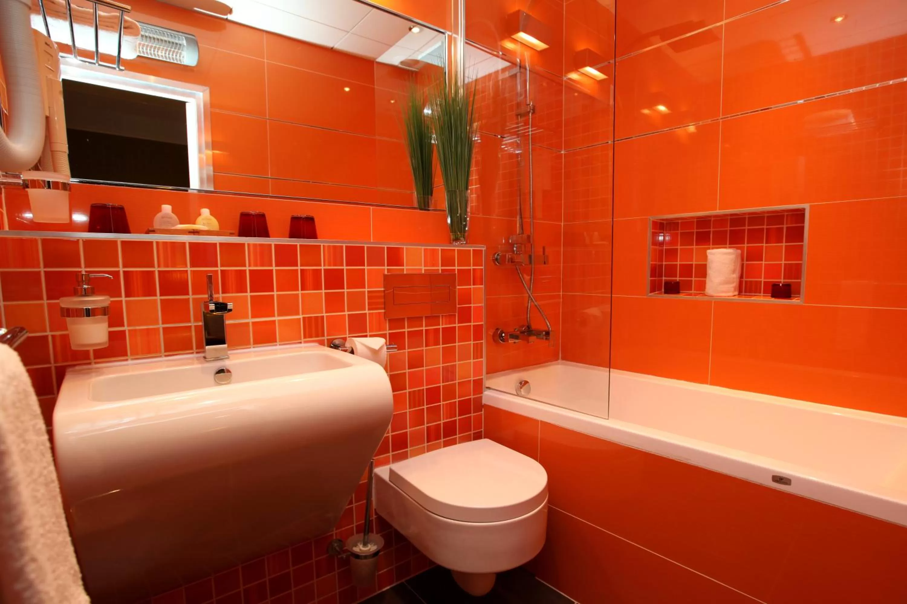 Toilet in Hotel des Arceaux