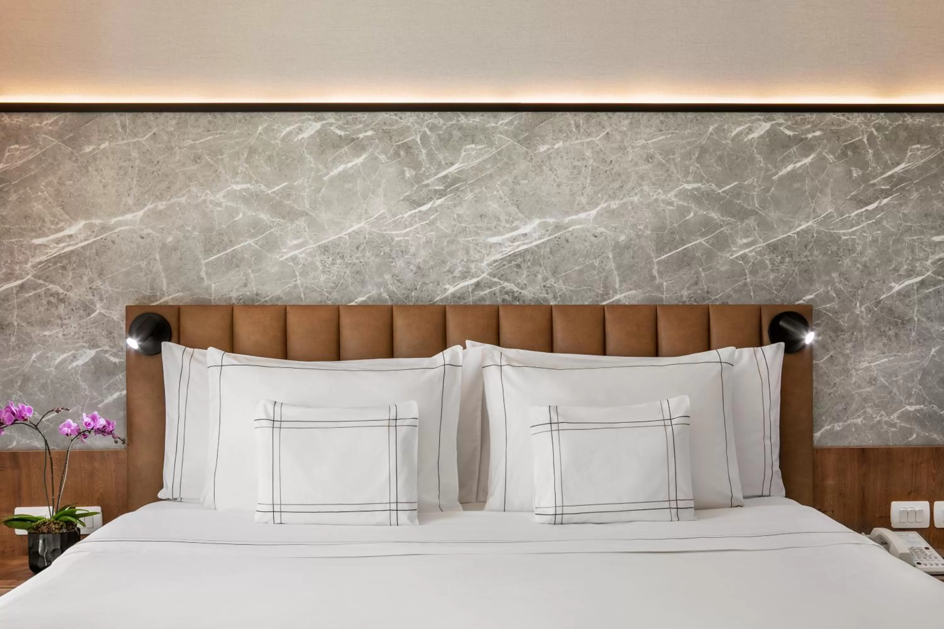 Bedroom, Bed in Meliá Jardim Europa