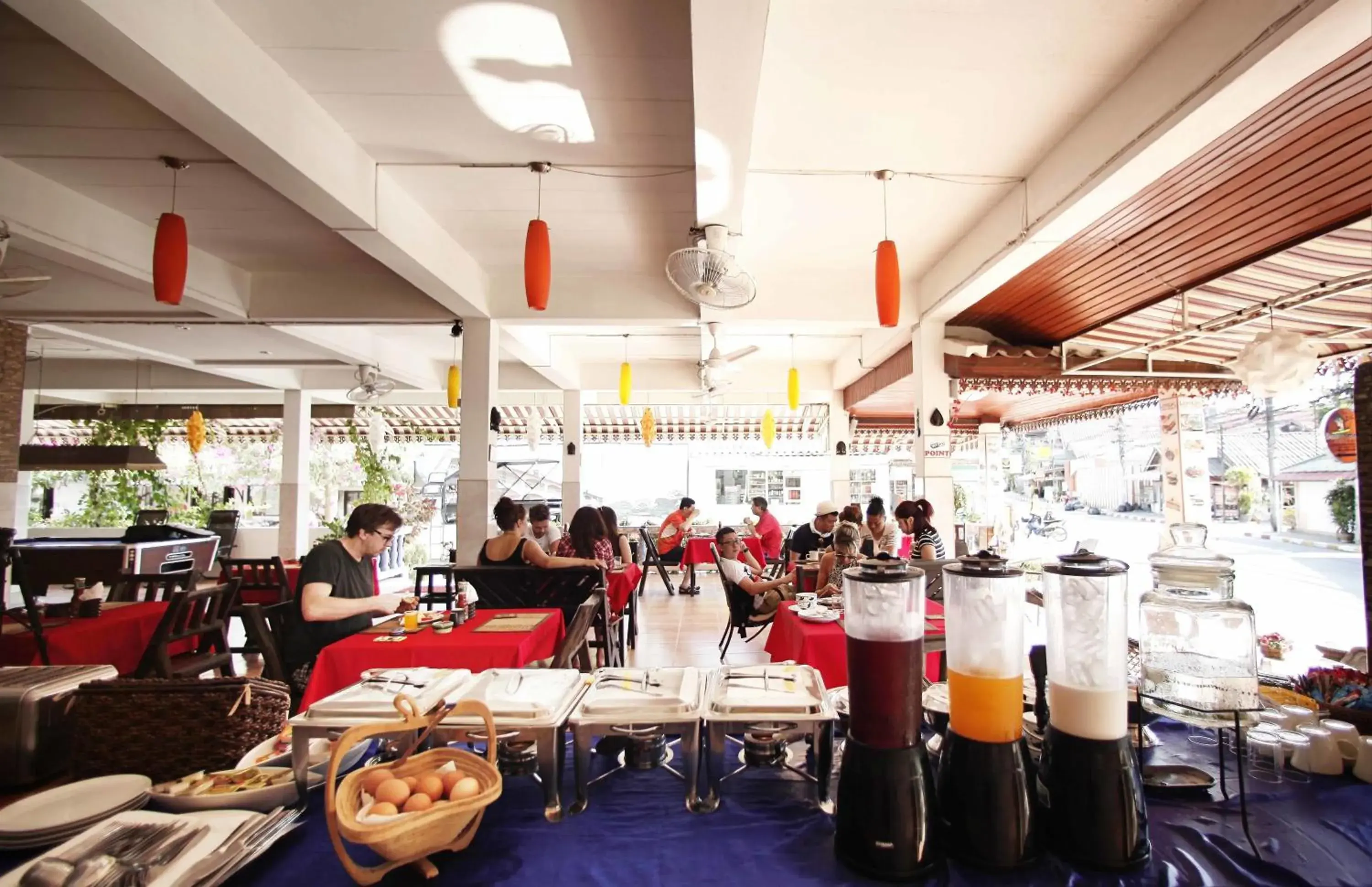 Restaurant/places to eat in Lotus Friendly Hotel Restaurant/places to eat in Lotus Friendly Hotel