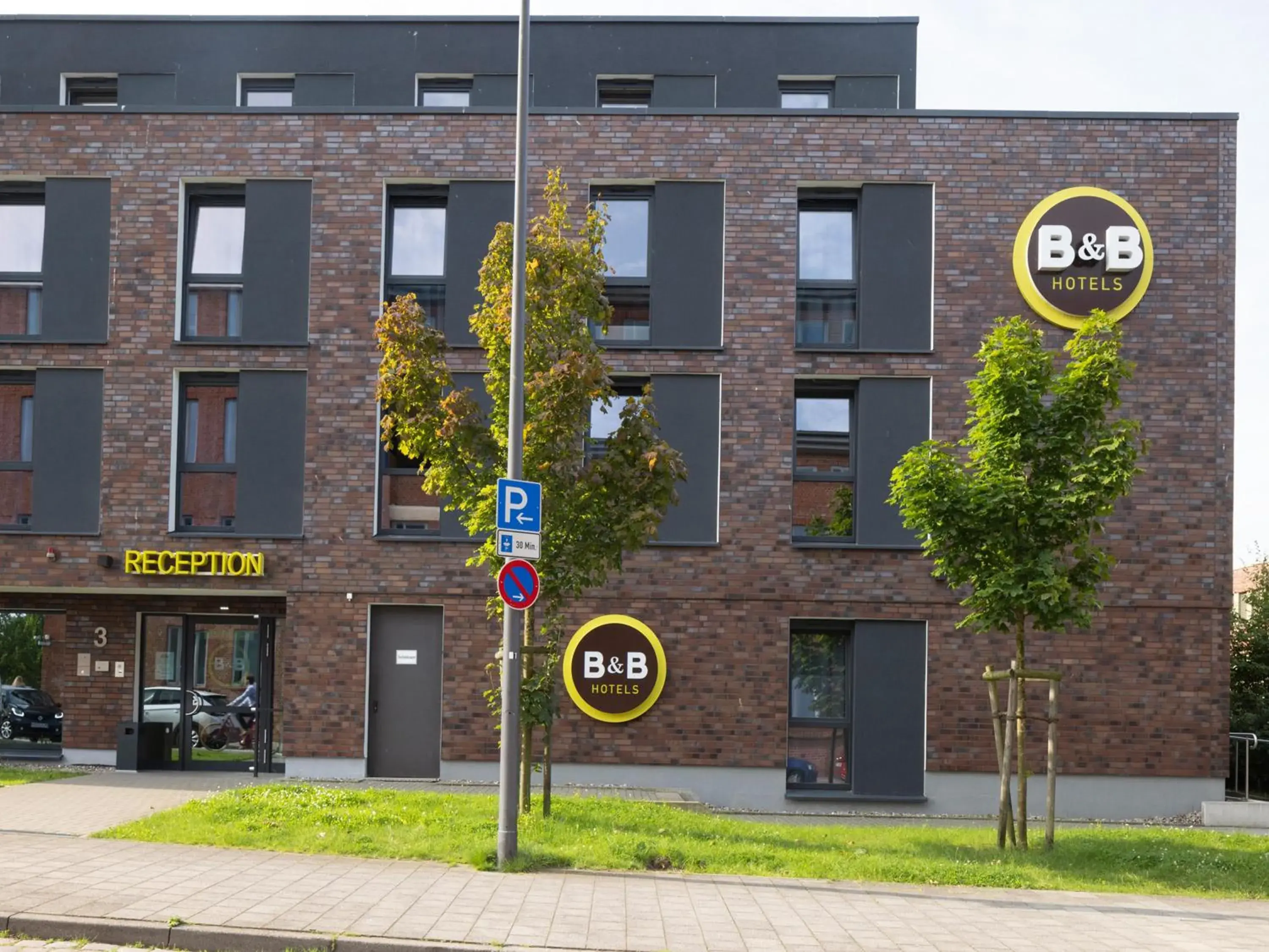 Property Building in B&B Hotel Kiel-Wissenschaftspark