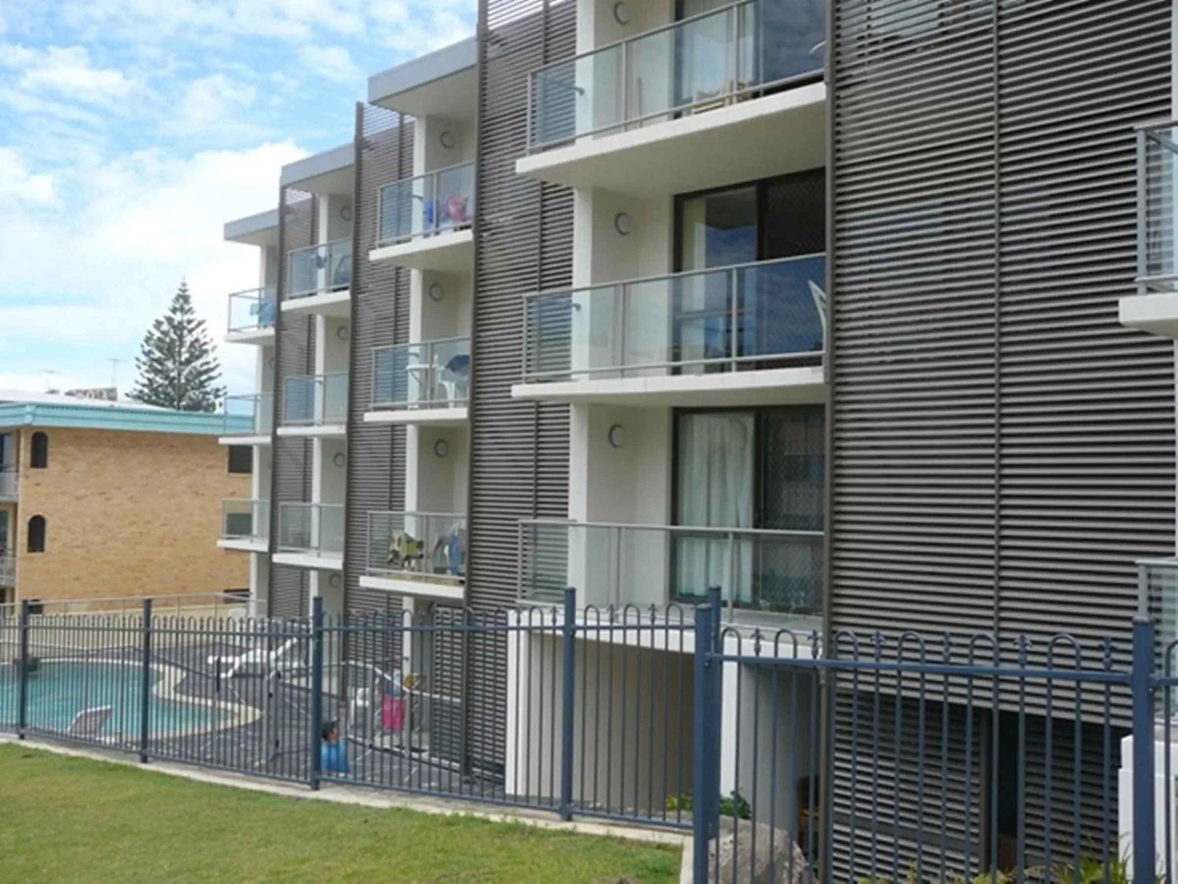 Property building, Balcony/Terrace in Merrima Court Holidays