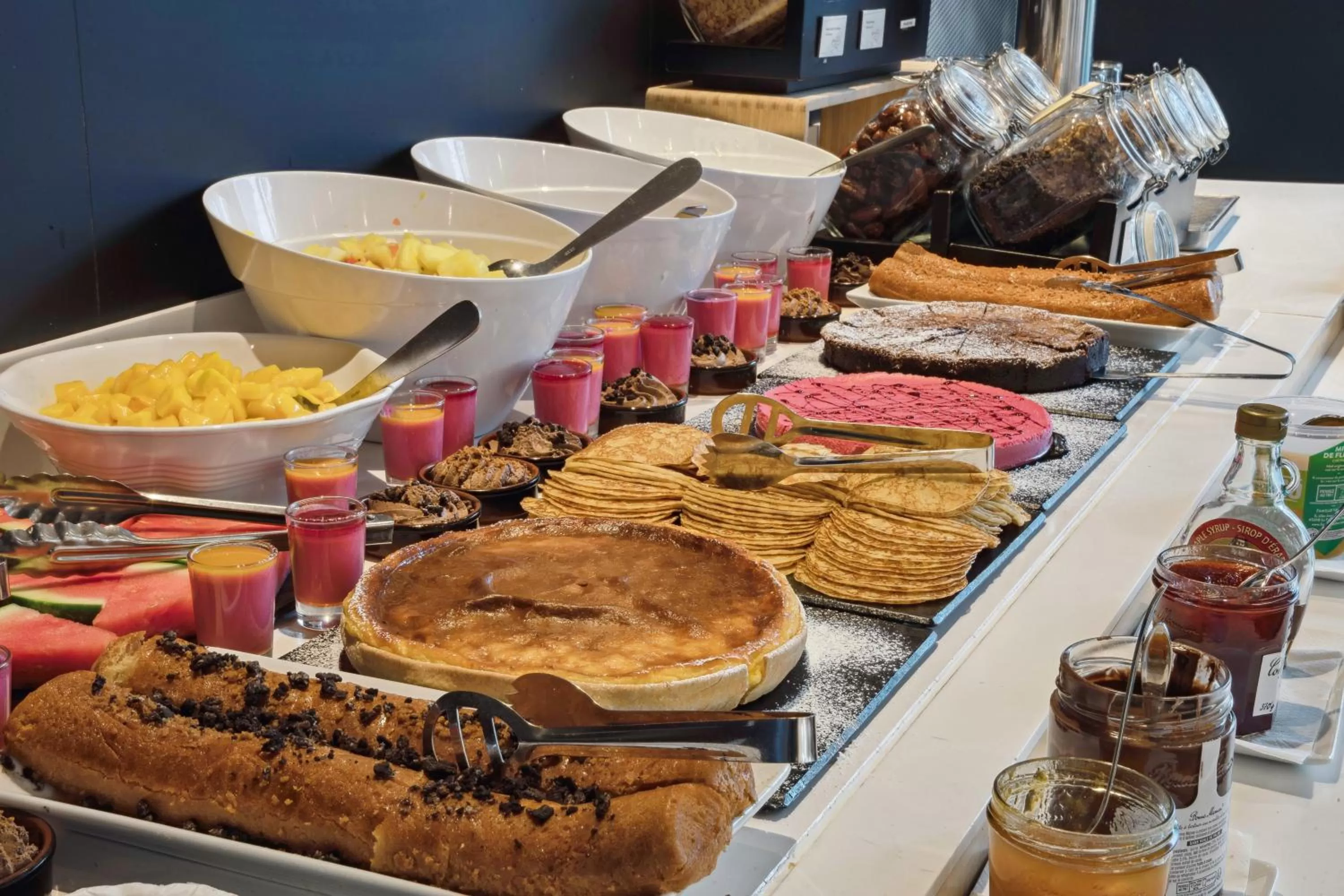 Breakfast in ibis Styles Paris Charles de Gaulle Airport