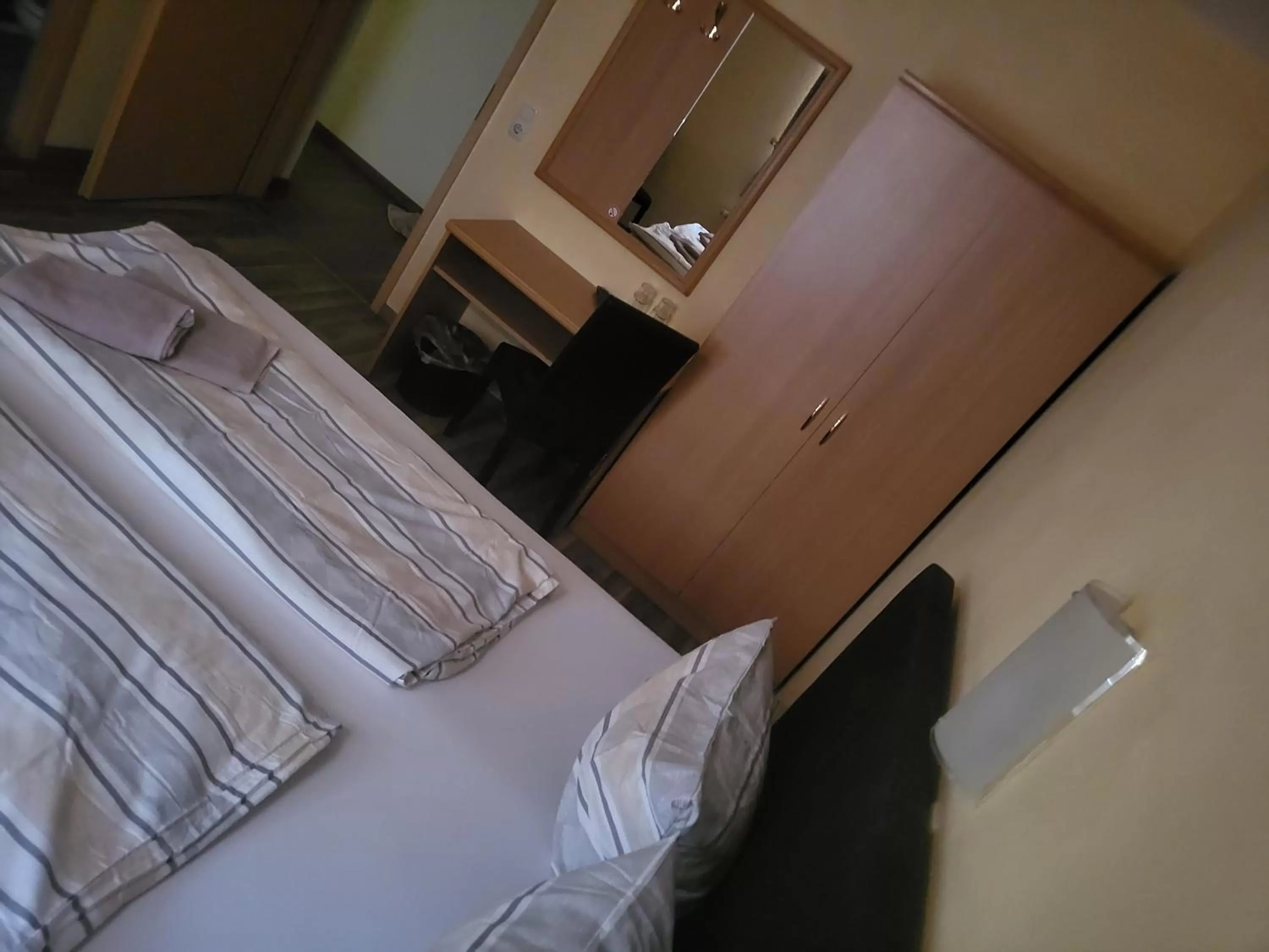 Bed in Pension Kuehnauer Hof