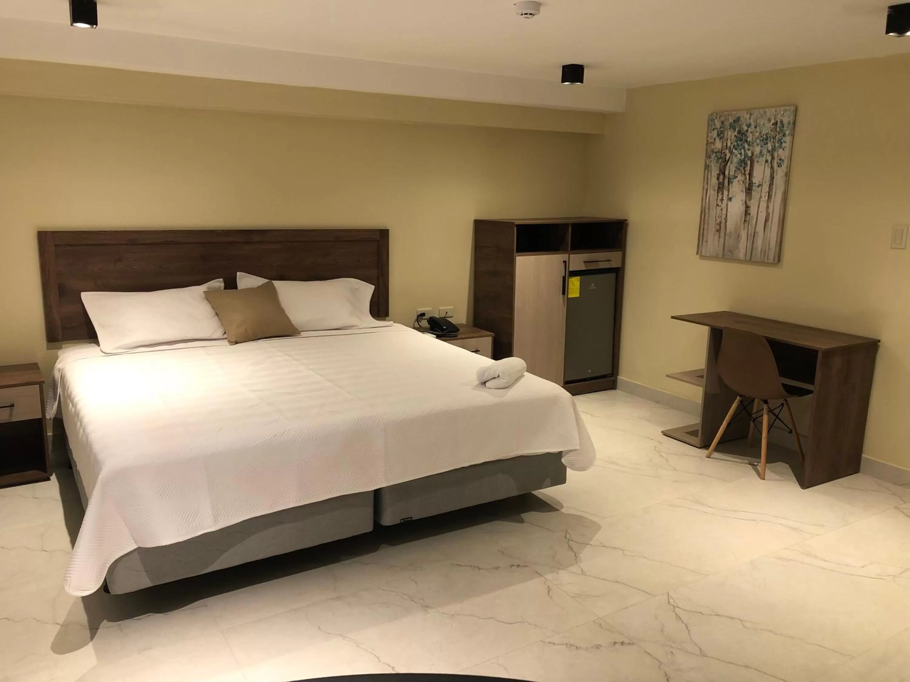 towels, Bed in Hotel Sada