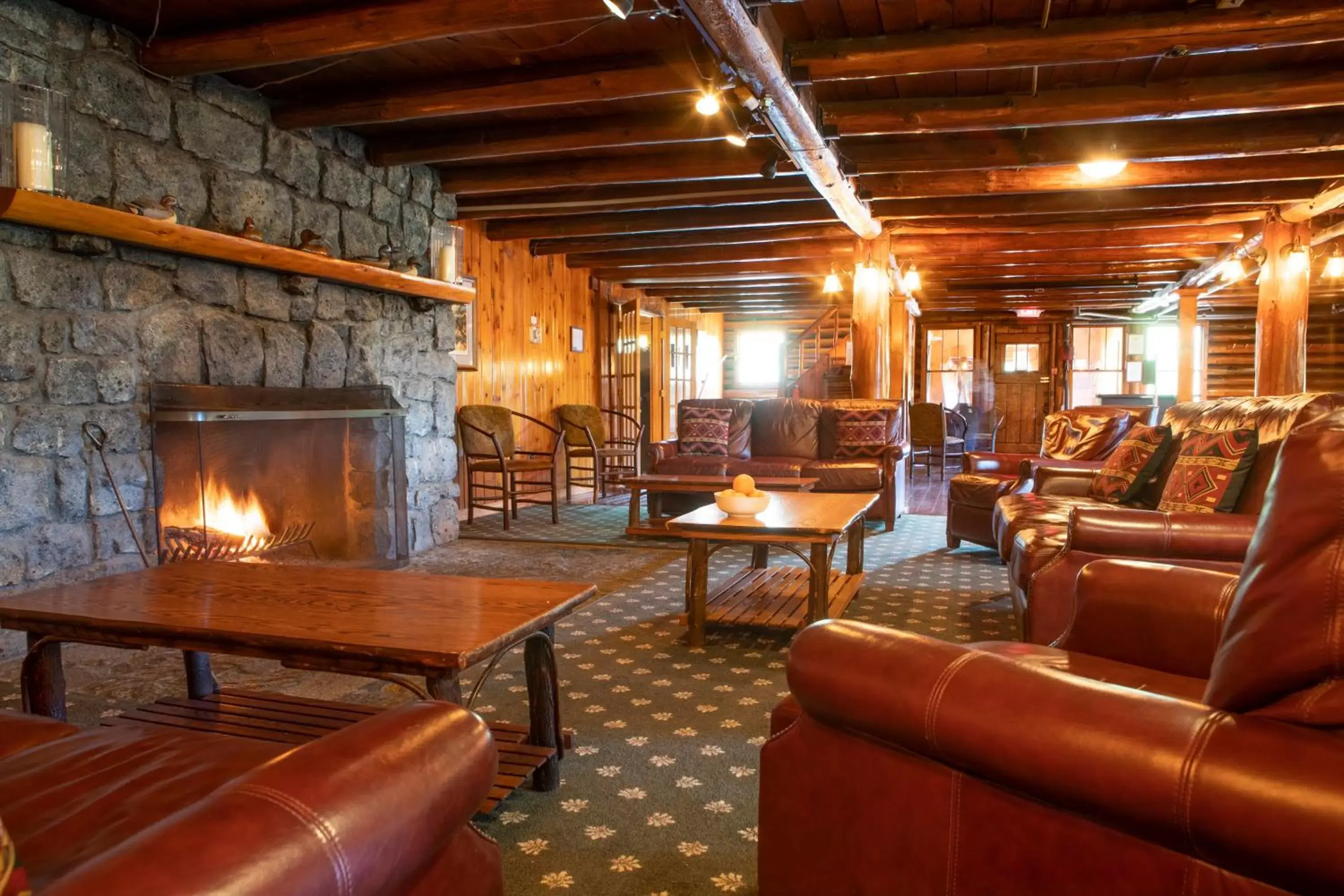 Restaurant/places to eat, Lounge/Bar in Garnet Hill Lodge