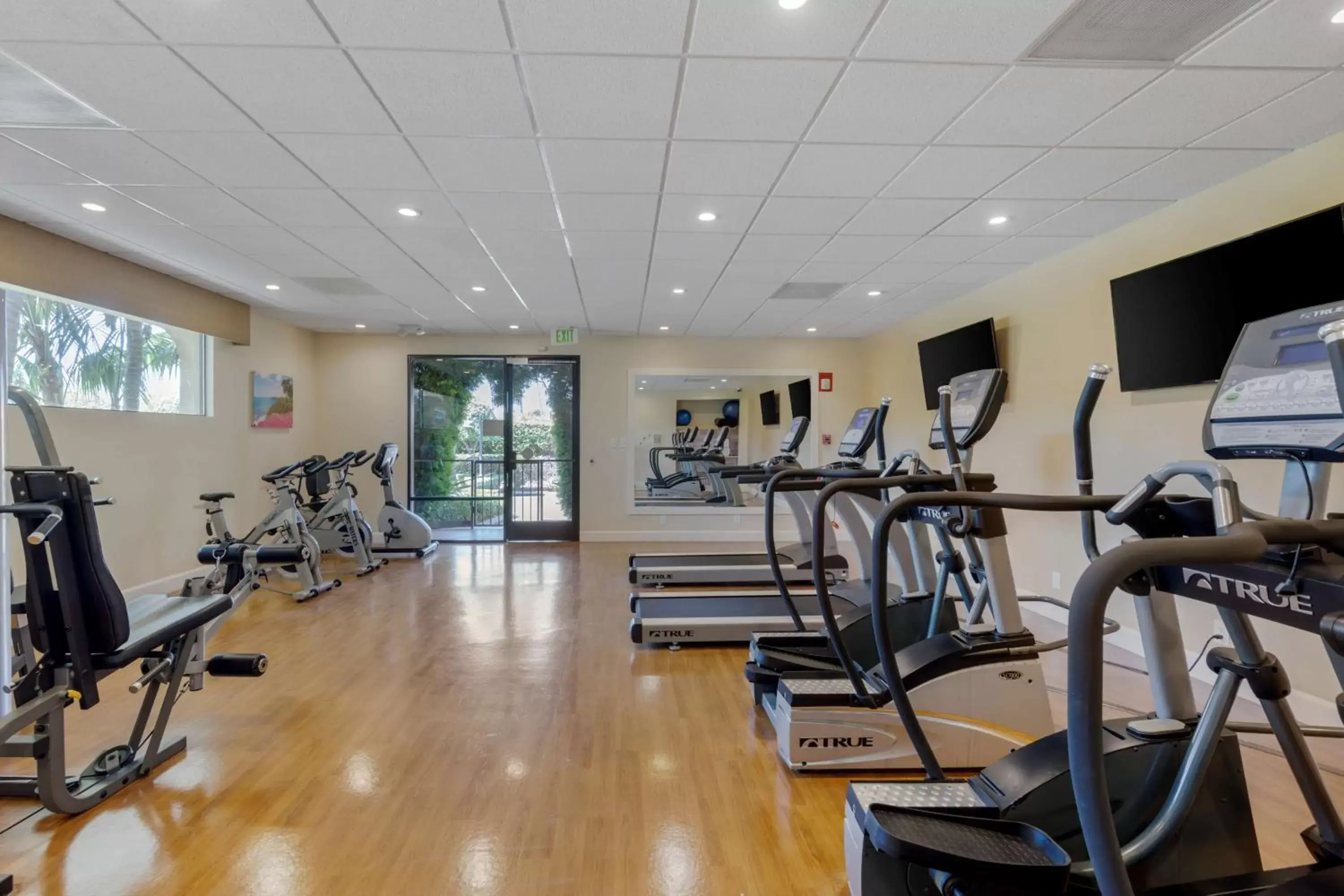 Sports, Fitness Center/Facilities in Best Western Plus South Coast Inn