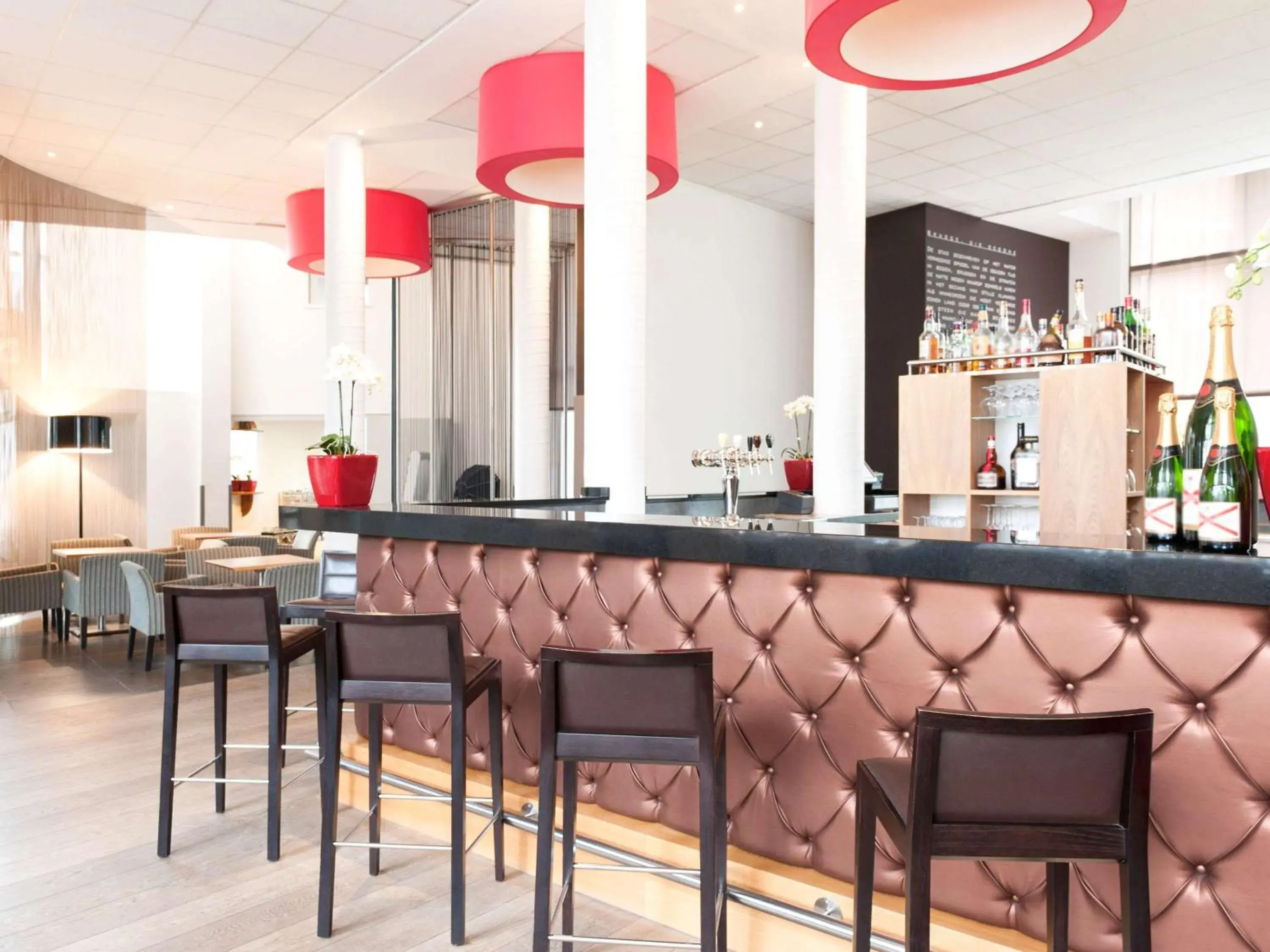 Lounge or bar, Lounge/Bar in Novotel Brugge Centrum