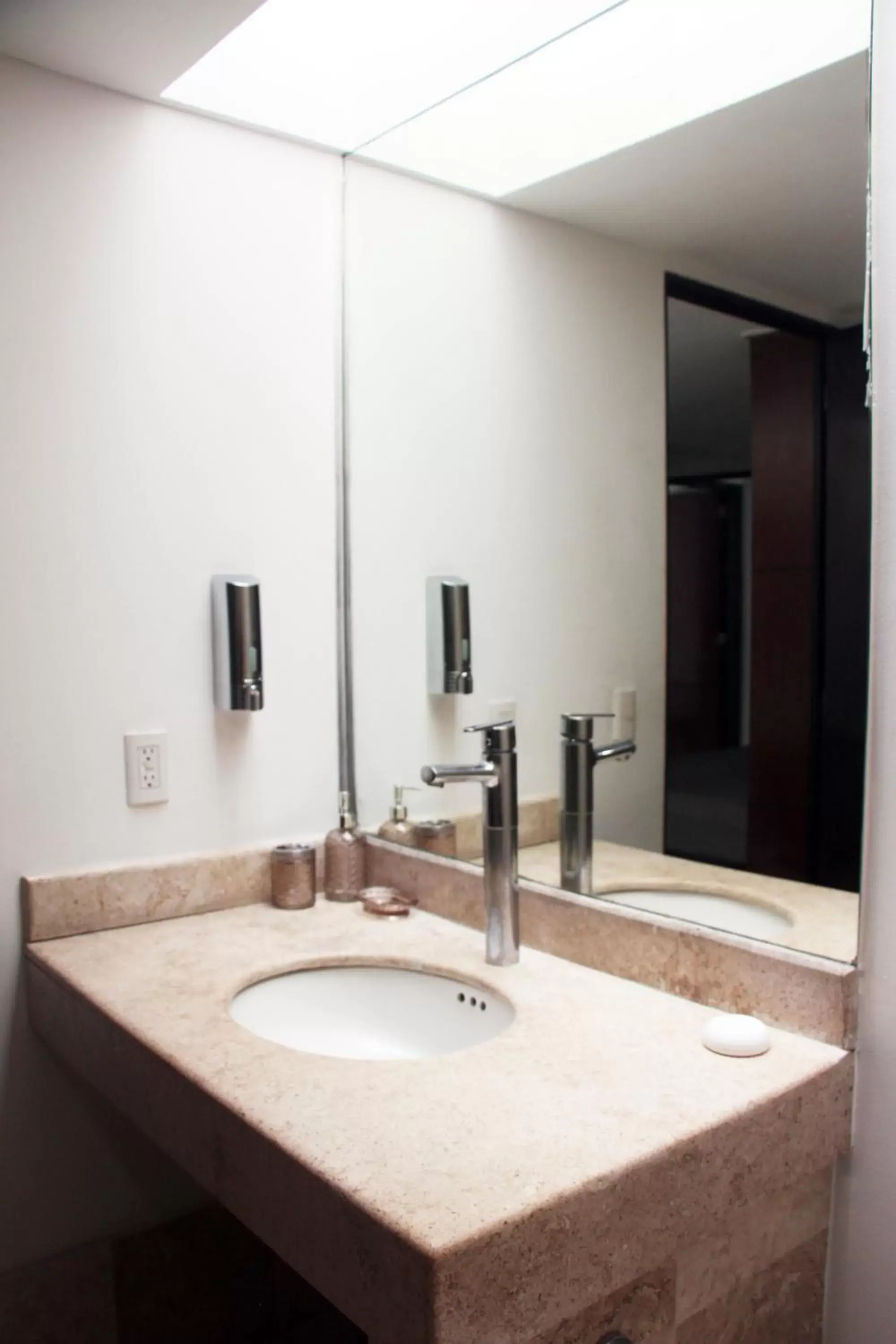 Bathroom in Hotel & Hostal Casa de Luz Cancun
