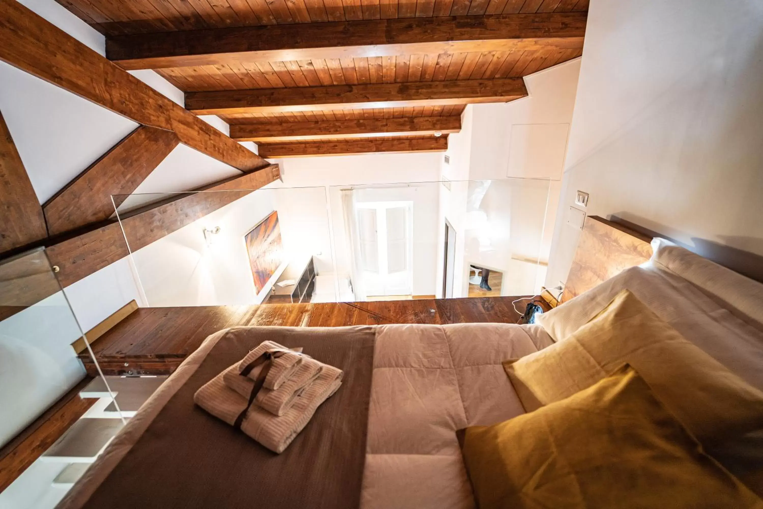 Bed, Seating Area in Hotel Cave Del Sole