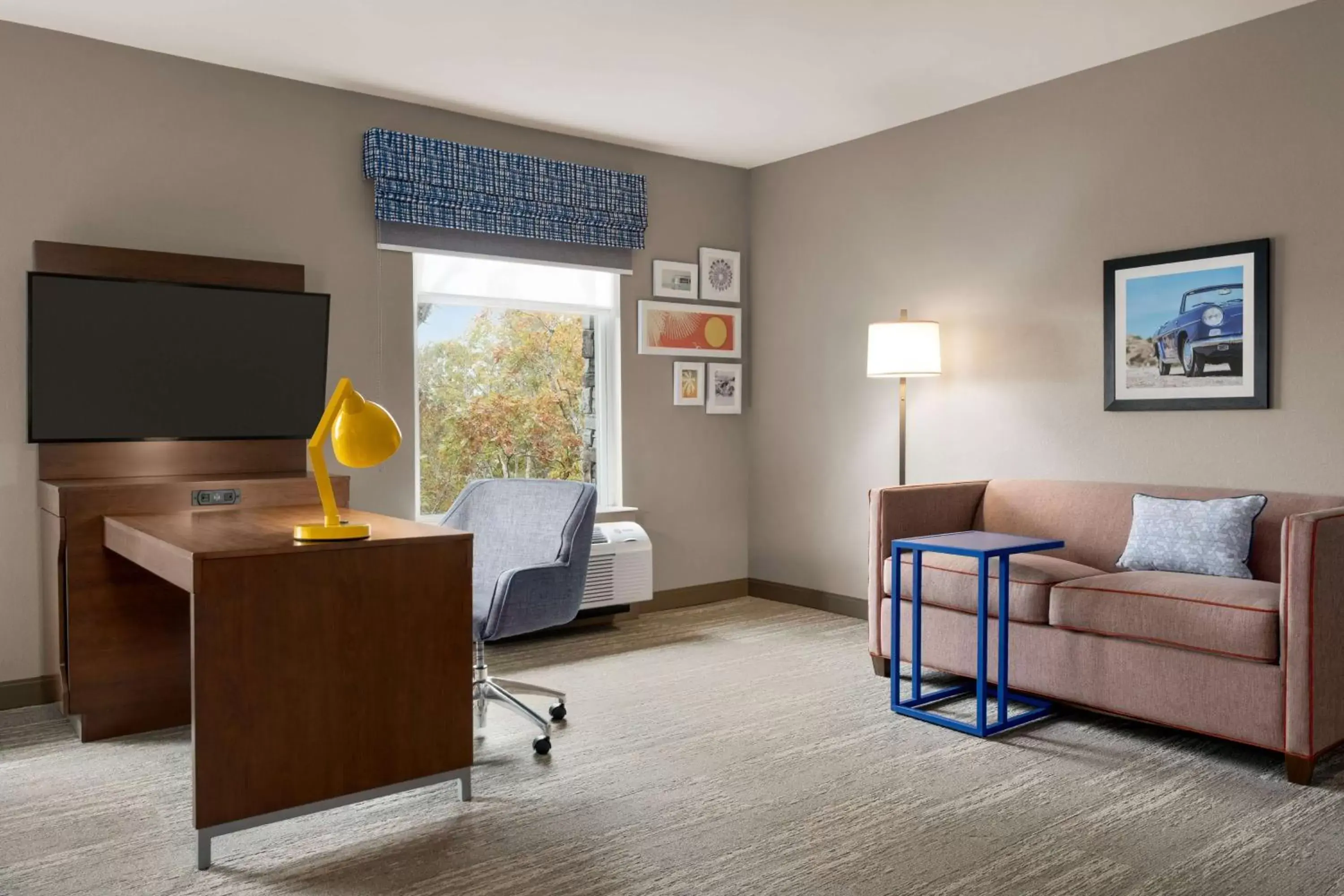 Living room, Seating Area in Hampton Inn & Suites Ocean City West