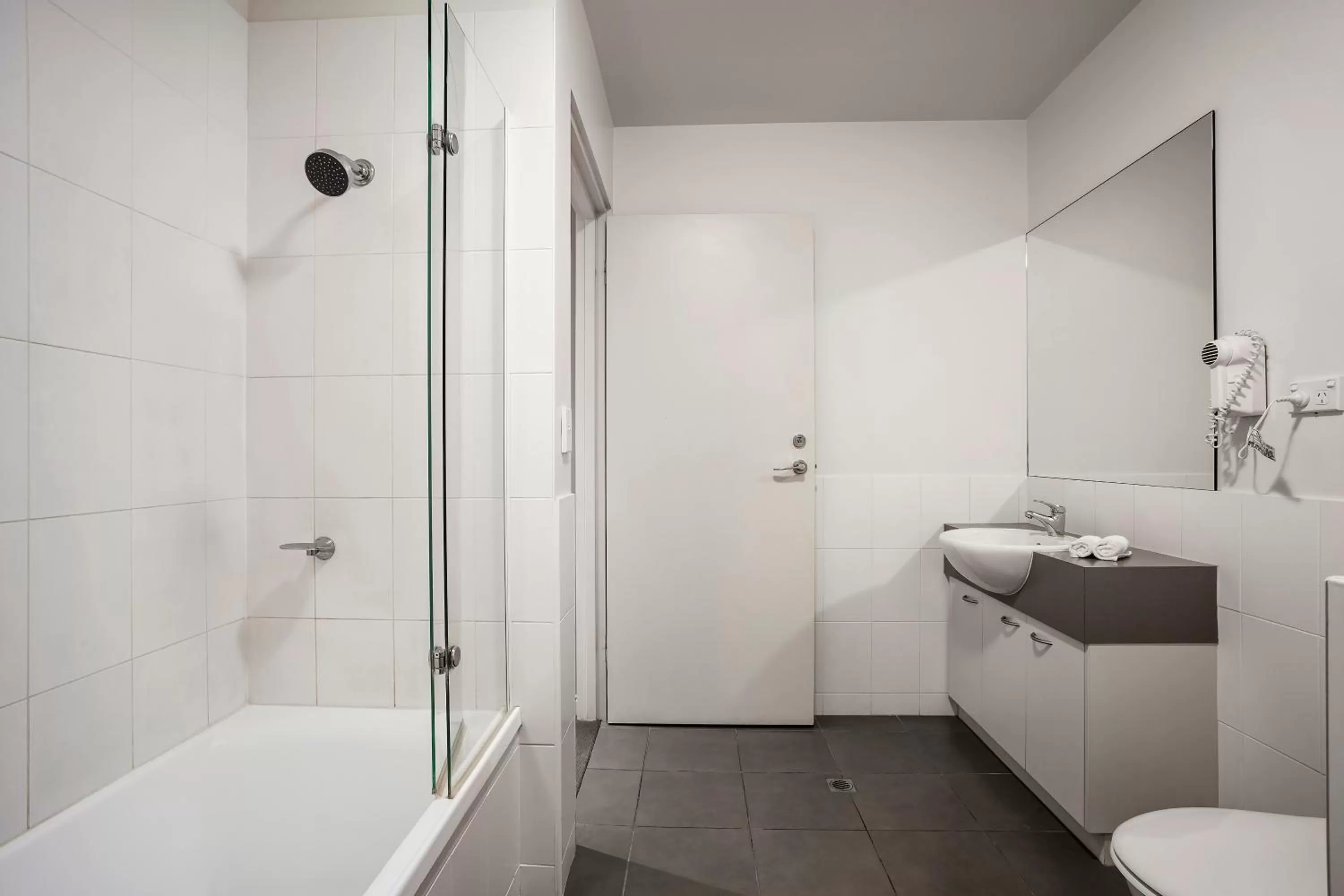 Bathroom in Quest Alice Springs