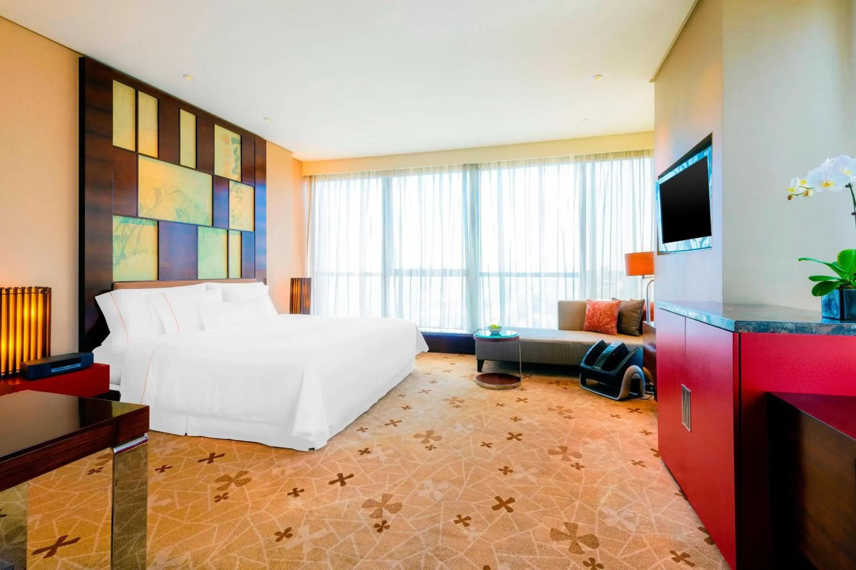 Photo of the whole room, Bed in The Westin Beijing Chaoyang