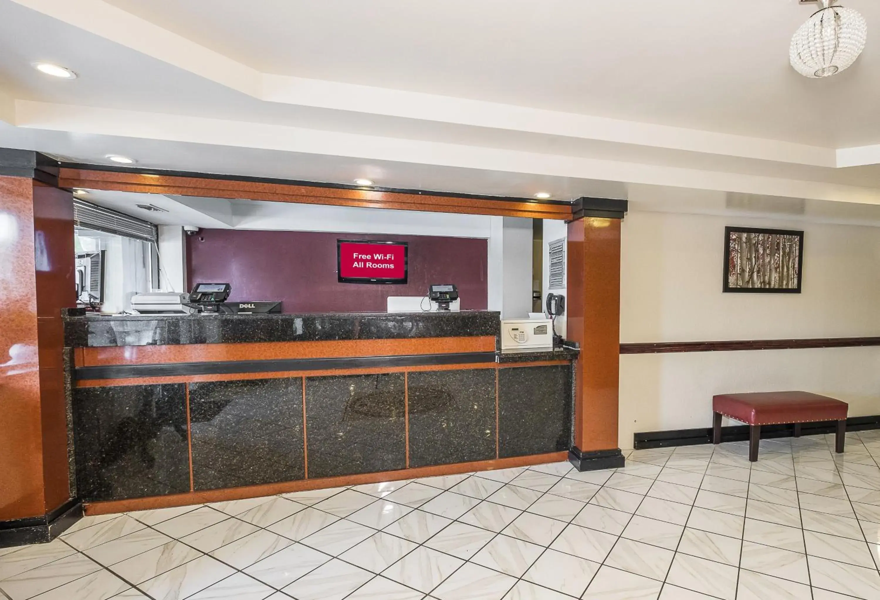 Lobby or reception, Lobby/Reception in Red Roof Inn Hartford - Vernon