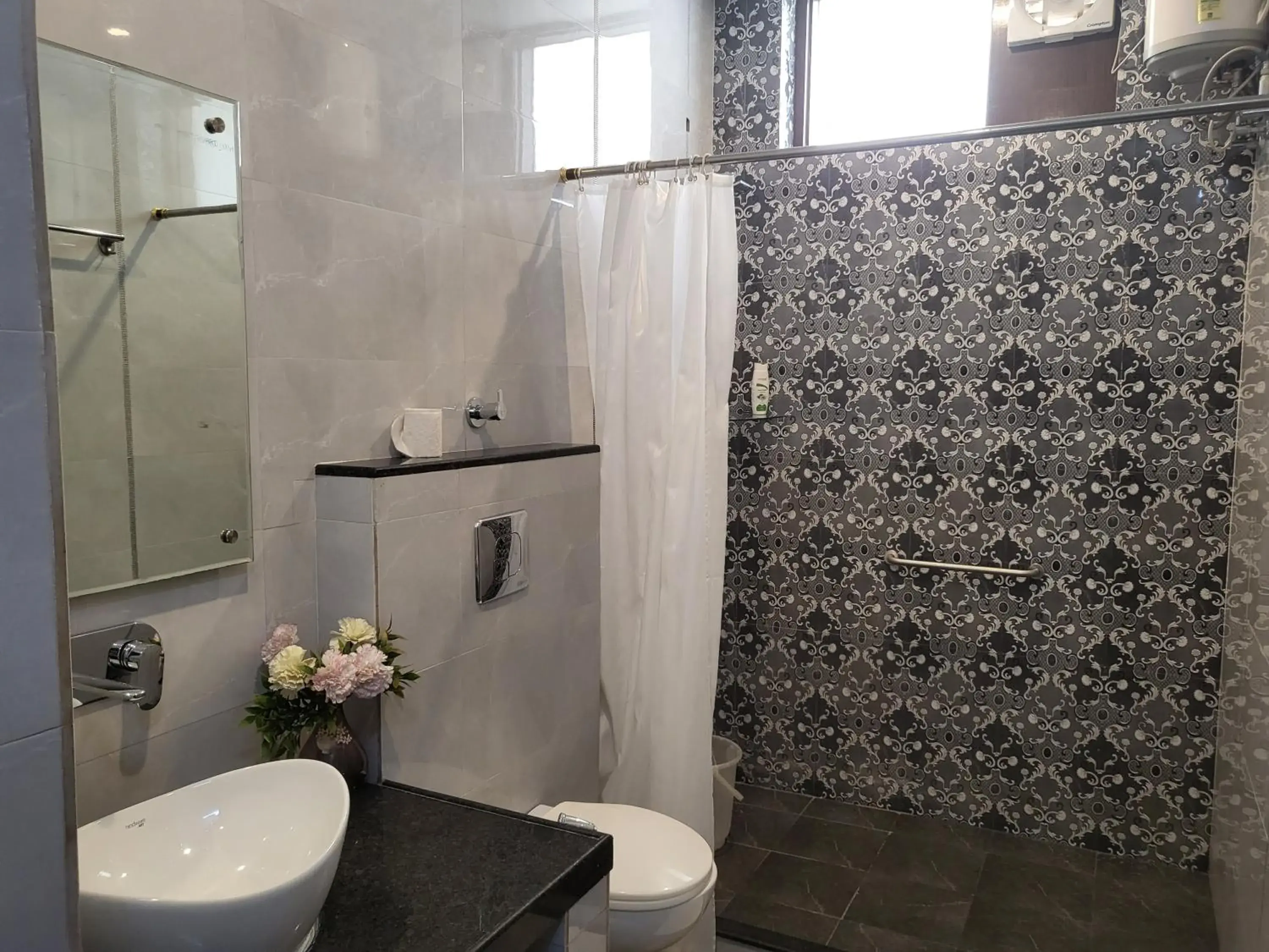 Bathroom in All Seasons Homestay