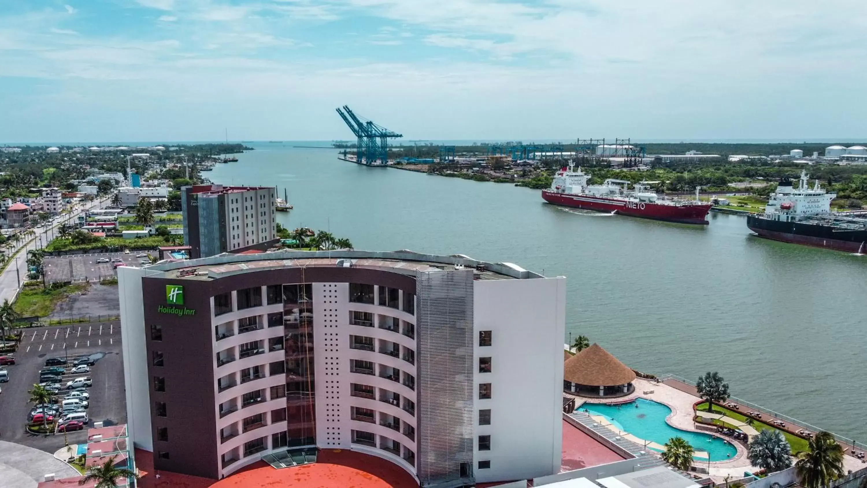 Bird's eye view, Bird's-eye View in Holiday Inn Tuxpan - Convention Center, an IHG Hotel