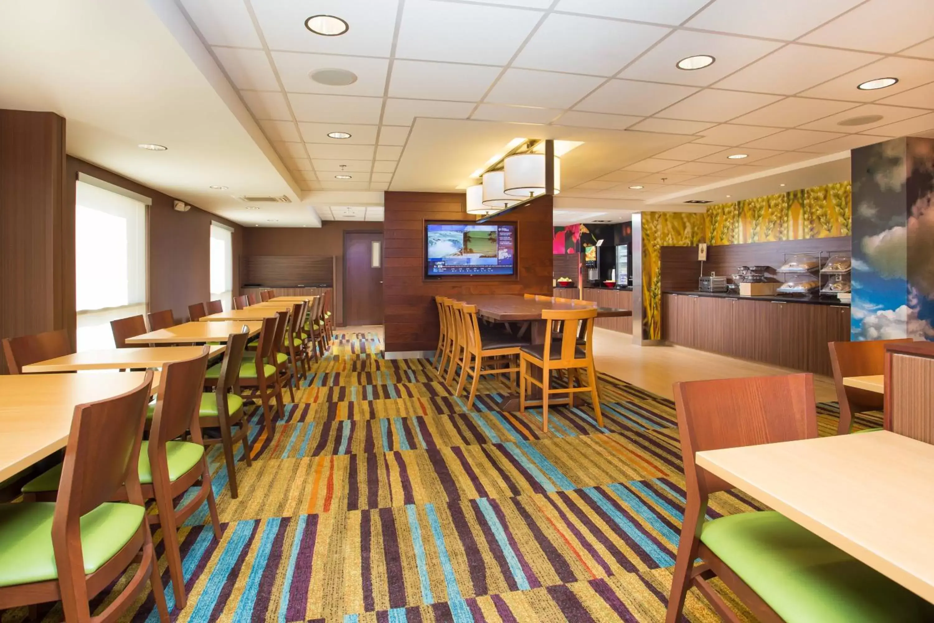 Breakfast, Restaurant/Places to Eat in Fairfield by Marriott Inn & Suites Raynham Middleborough/Plymouth