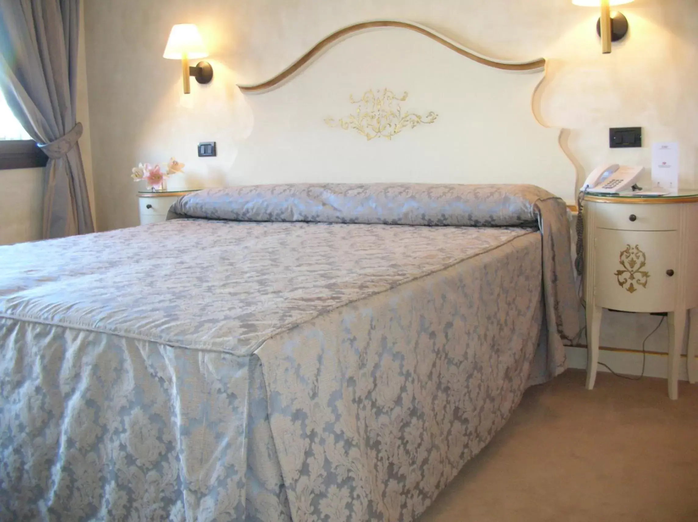 Bed in Hotel Carlton Capri
