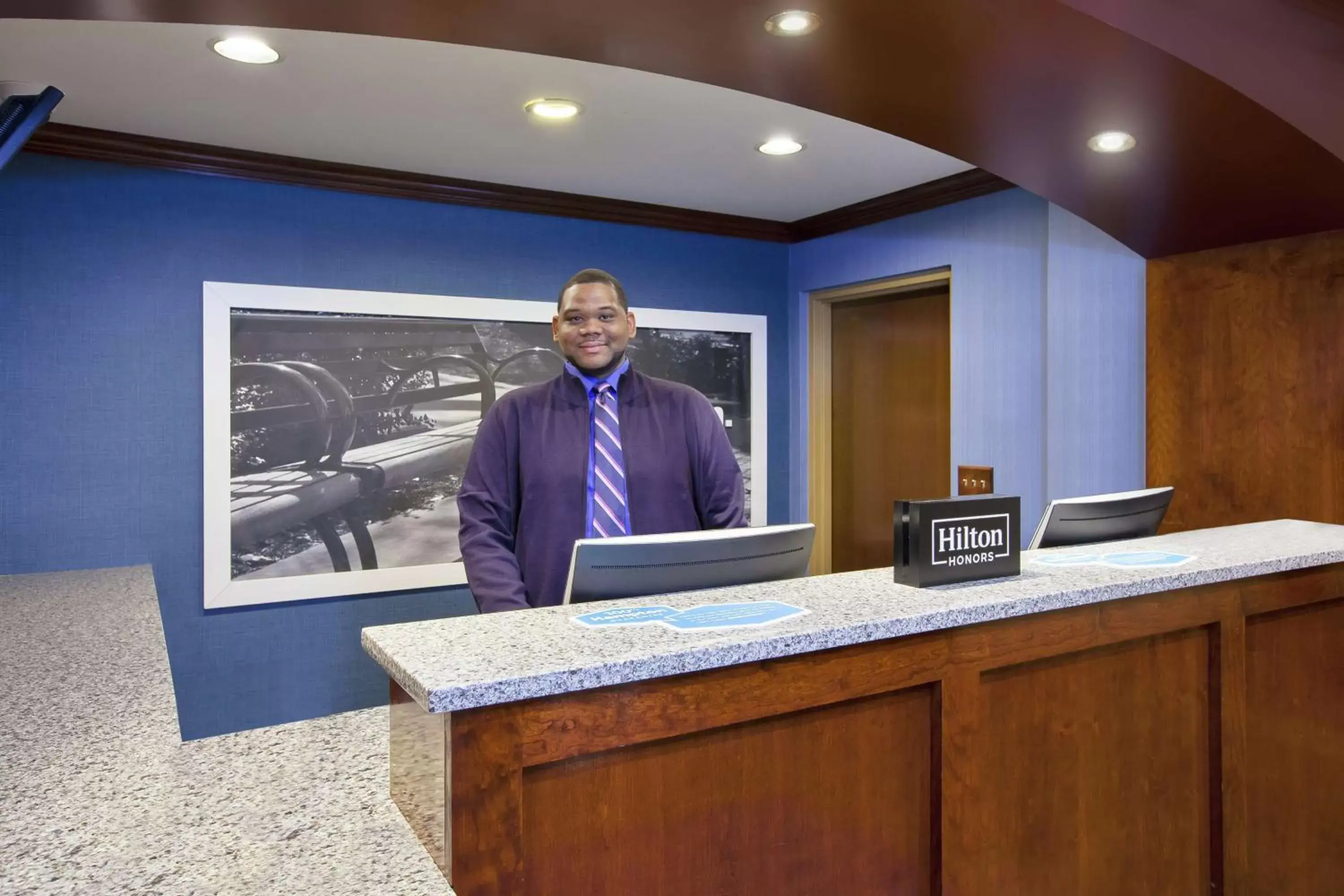 Lobby or reception, Lobby/Reception in Hampton Inn Hartford Airport