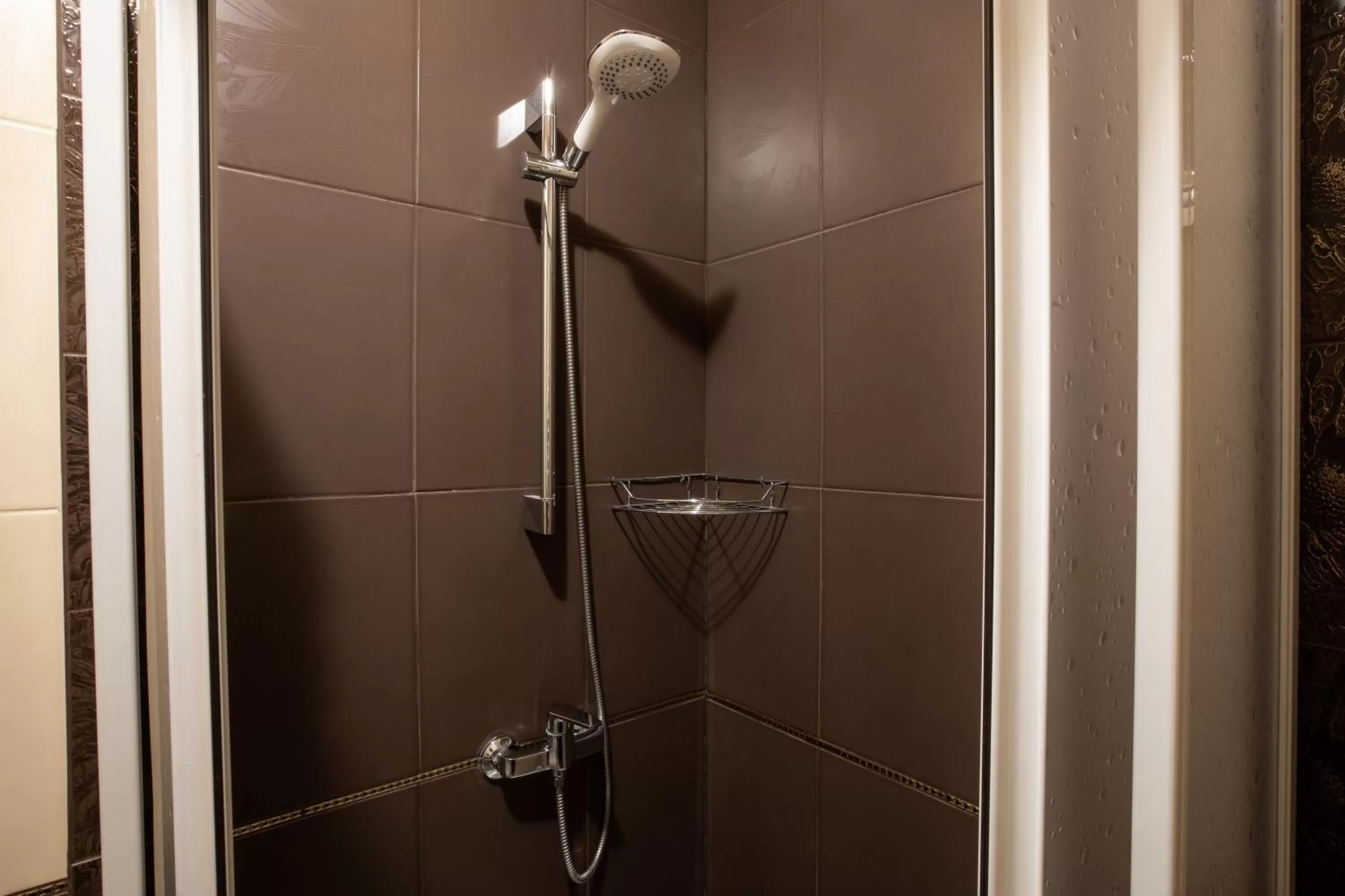 Bathroom in Wellland Hotel