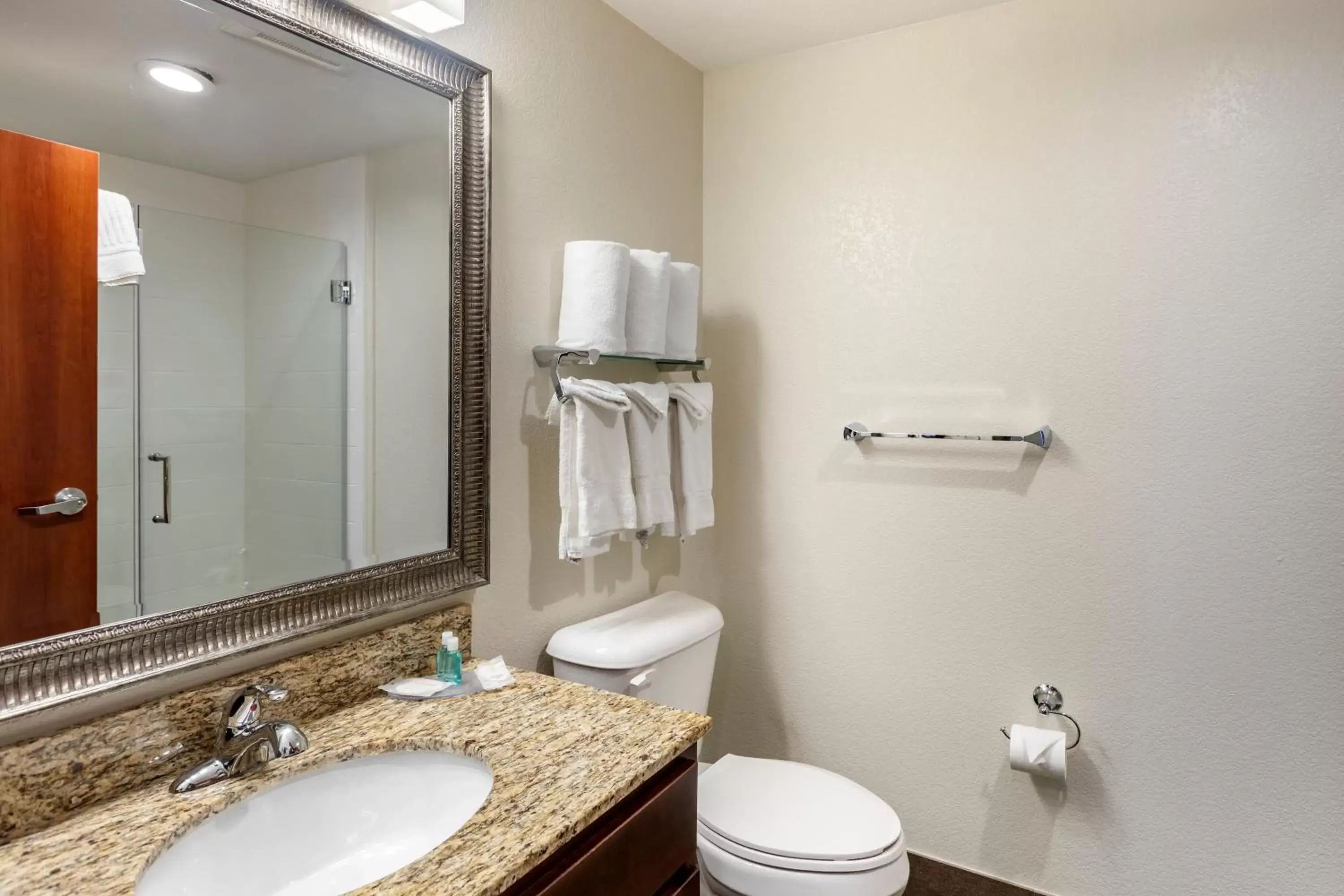 Bathroom in MainStay Suites Near Denver Downtown