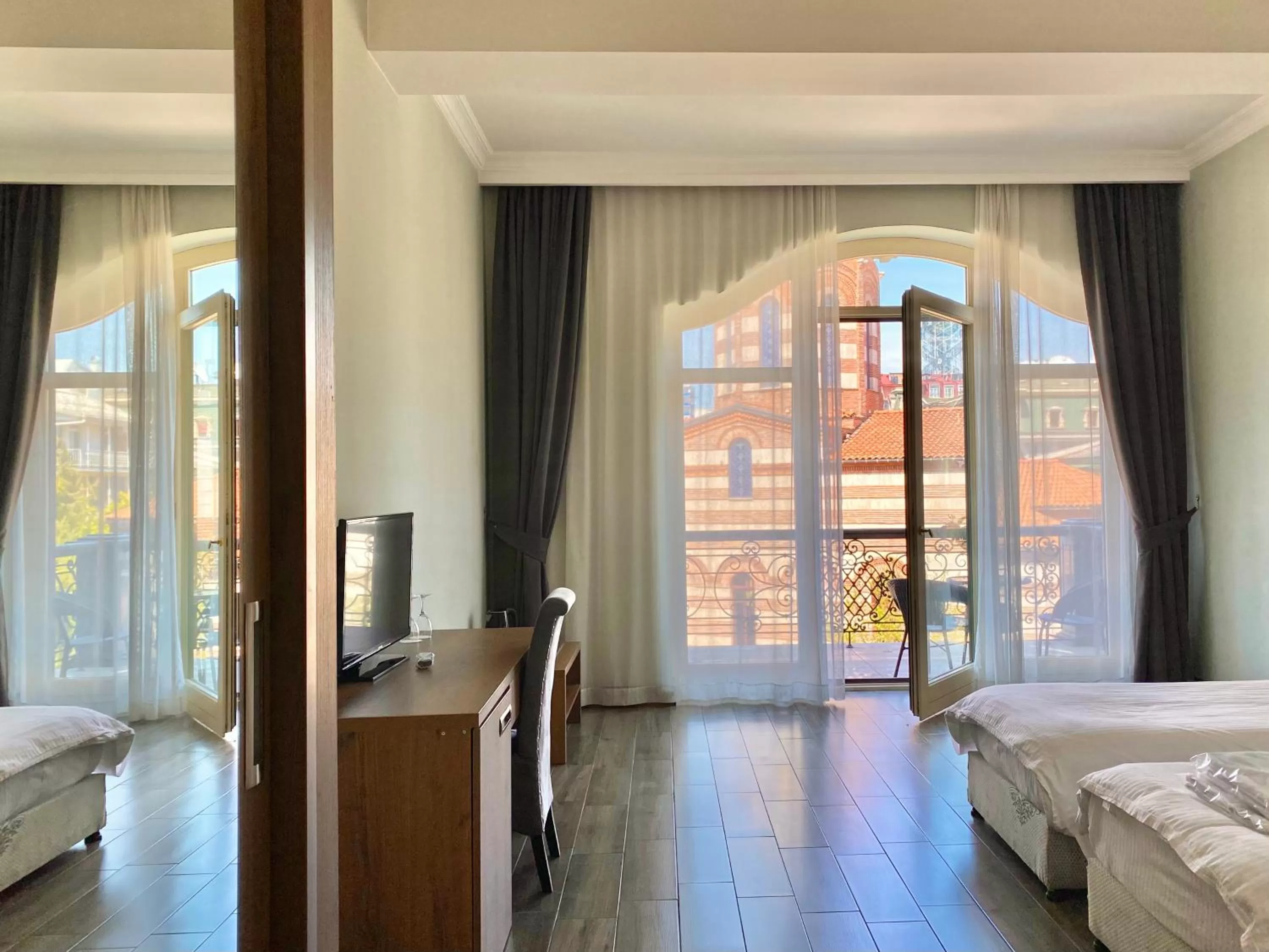 Photo of the whole room in Boutique Hotel O. Galogre