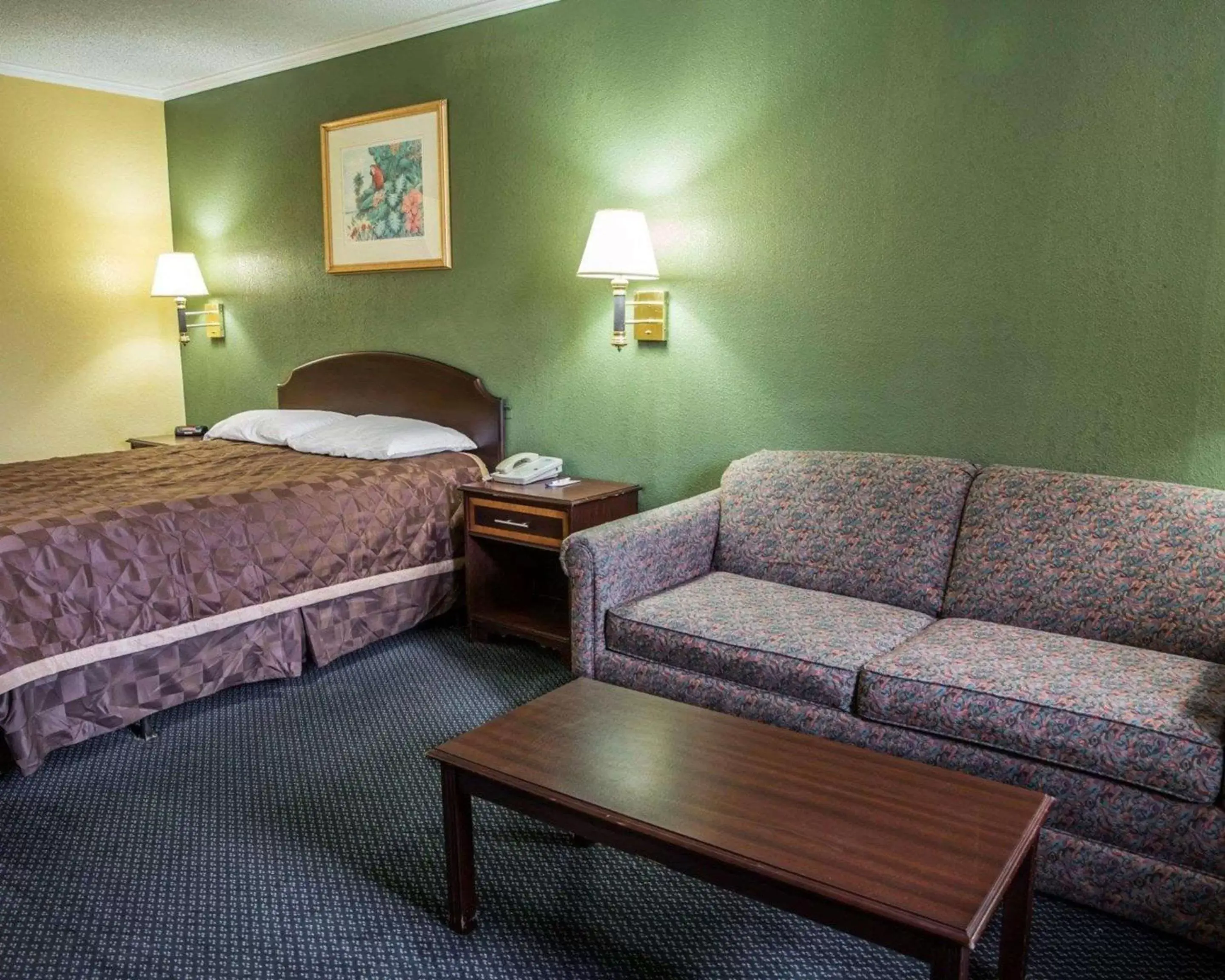 Photo of the whole room in Rodeway Inn & Suites Plymouth Hwy 64