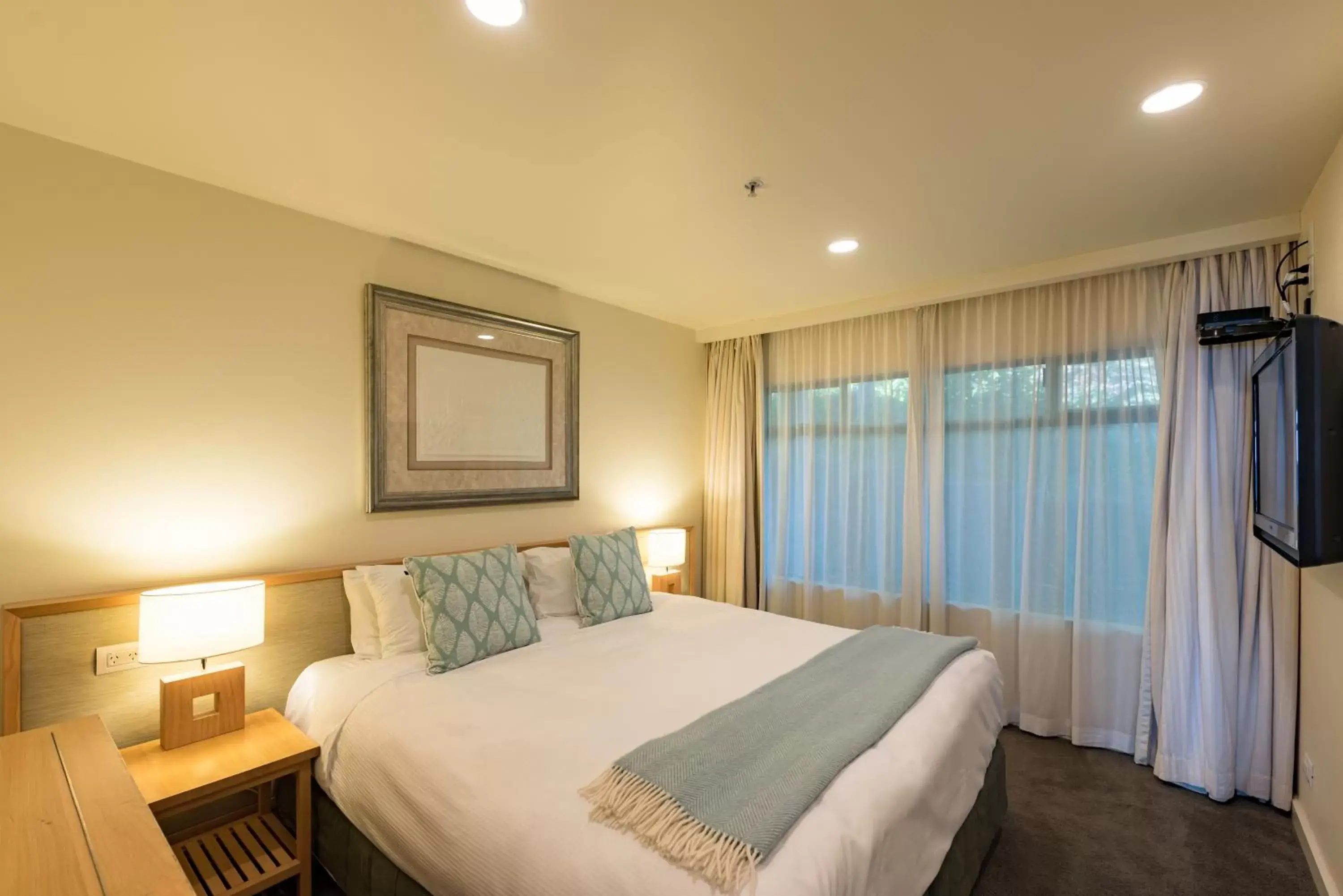 Bed in Paihia Beach Resort & Spa Hotel