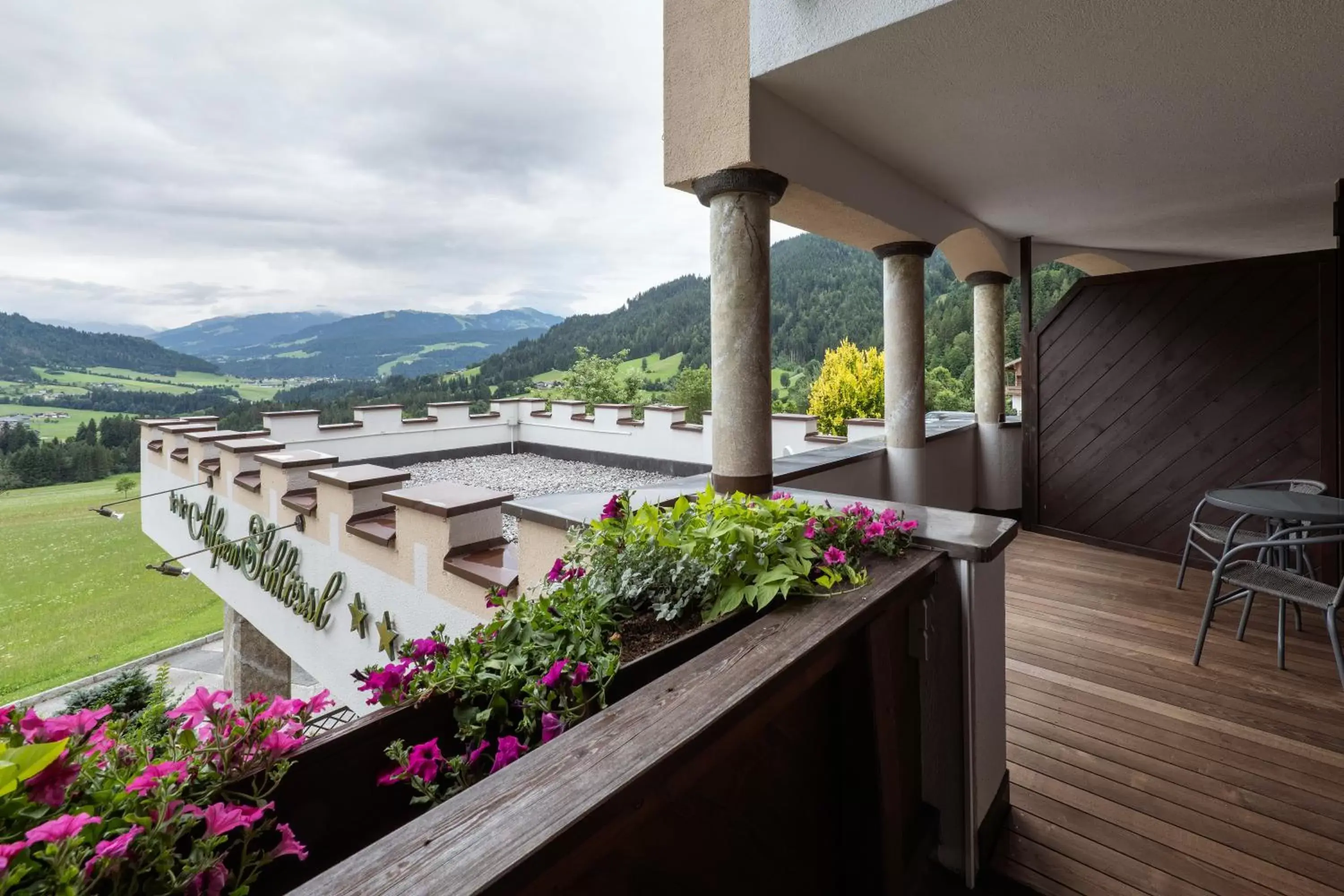Staff, Balcony/Terrace in Hotel AlpenSchlössl