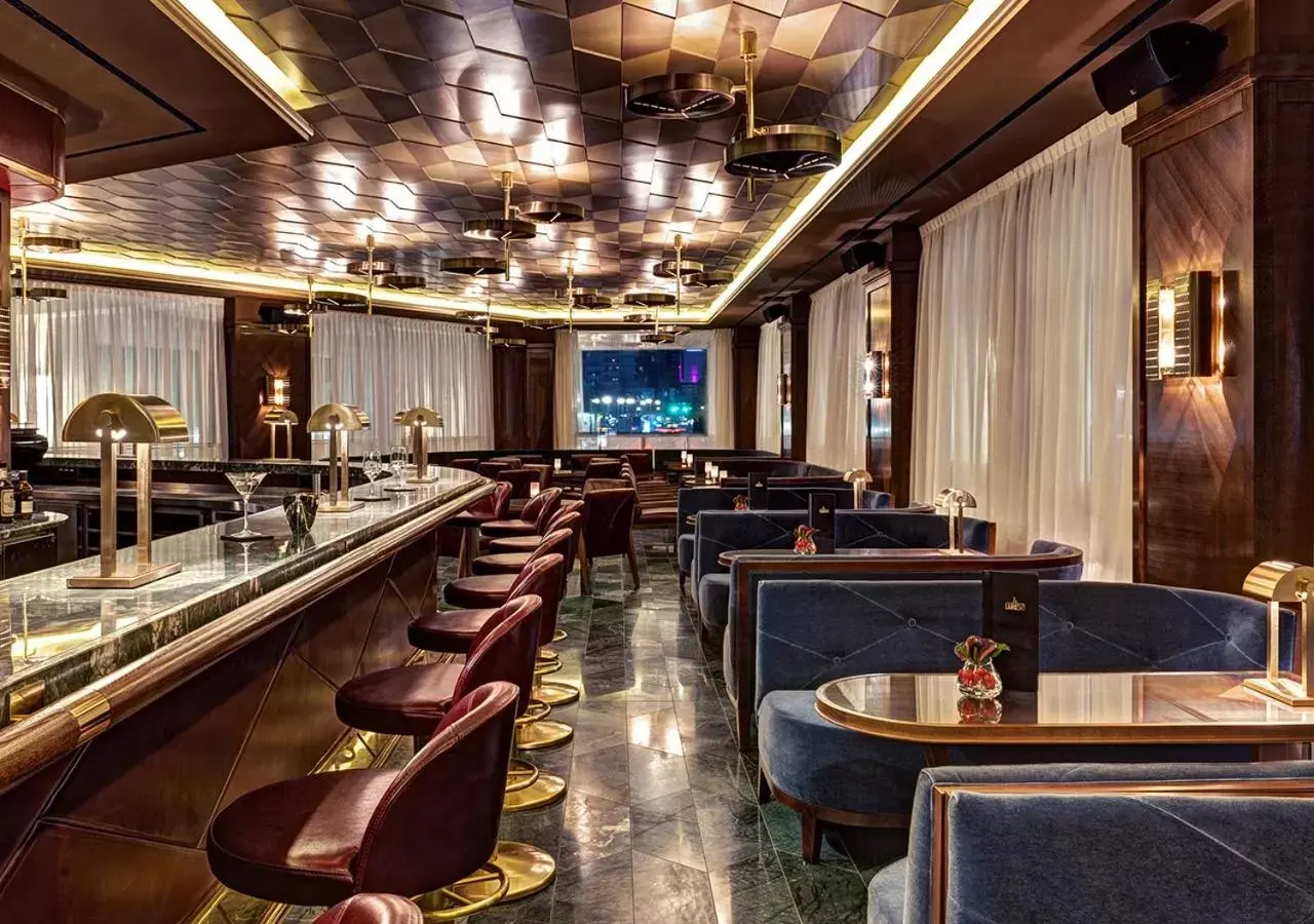 Lounge or bar, Restaurant/Places to Eat in Waldorf Astoria Berlin