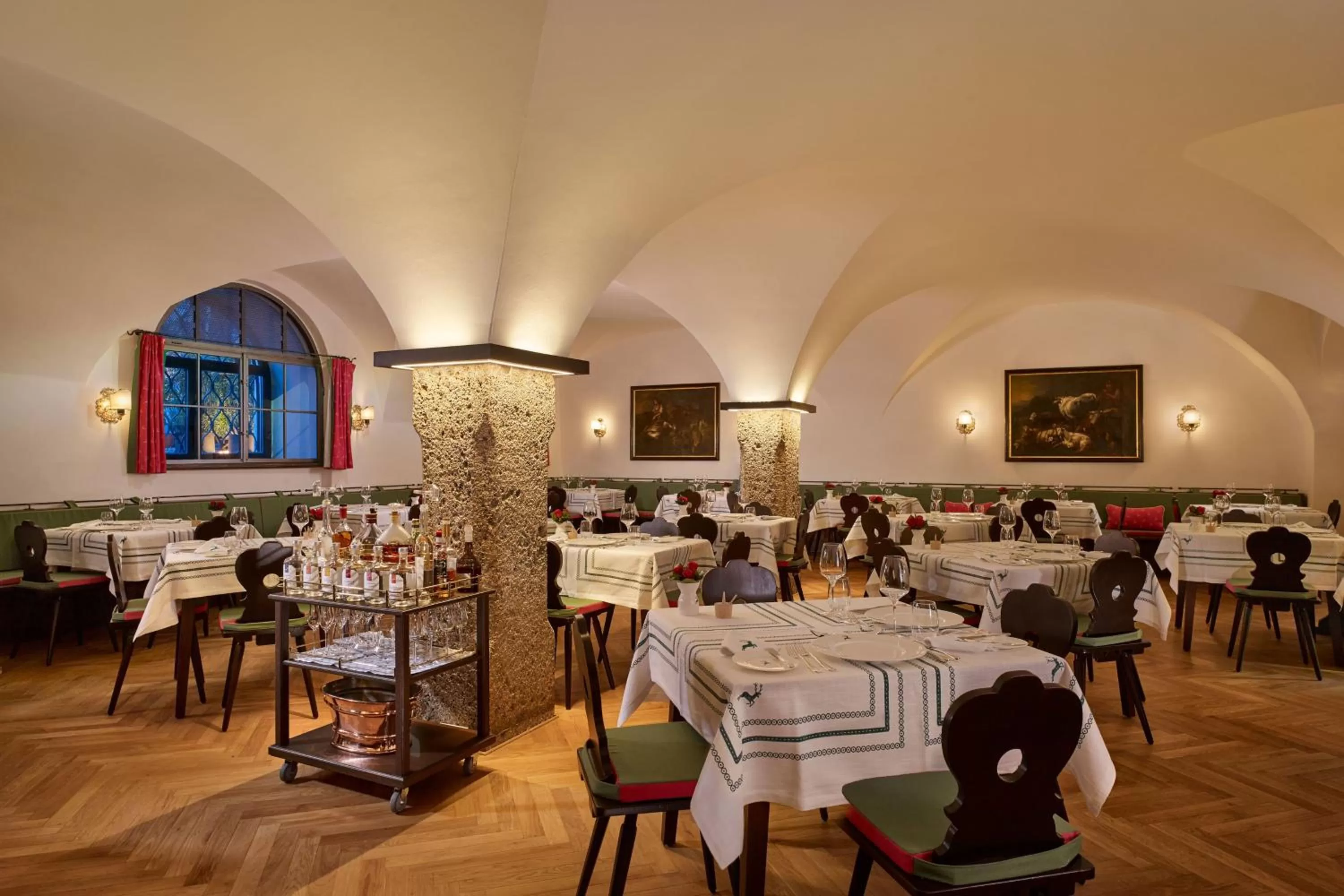 Restaurant/places to eat in Hotel Goldener Hirsch, A Luxury Collection Hotel, Salzburg