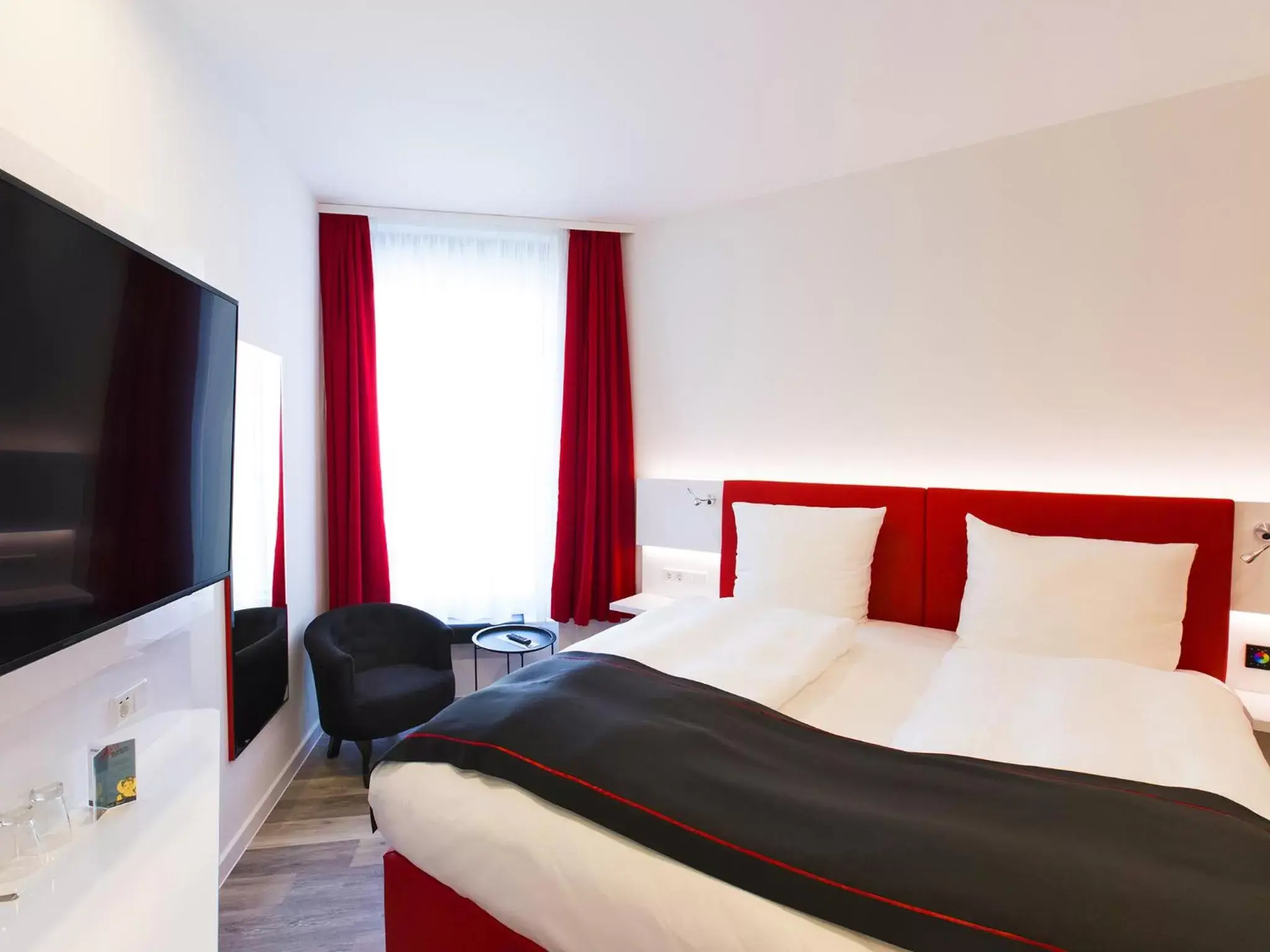 Standard Double Room in DORMERO Hotel Roth Standard Double Room in DORMERO Hotel Roth