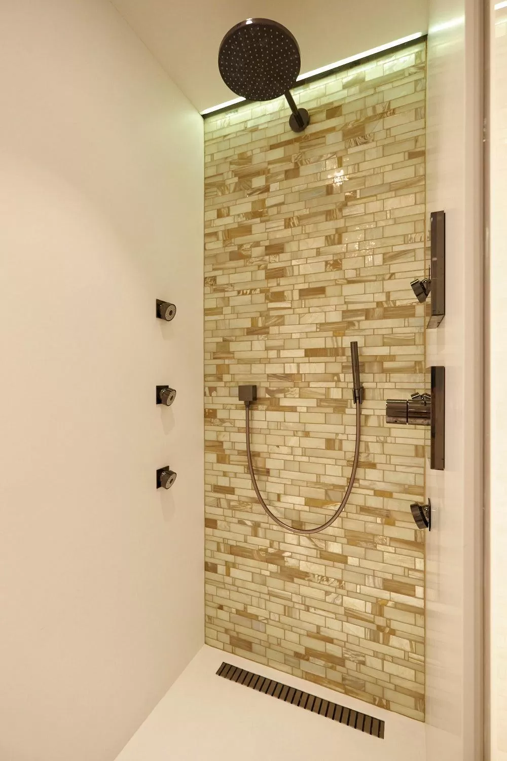 Shower in Parkhotel Roeselare