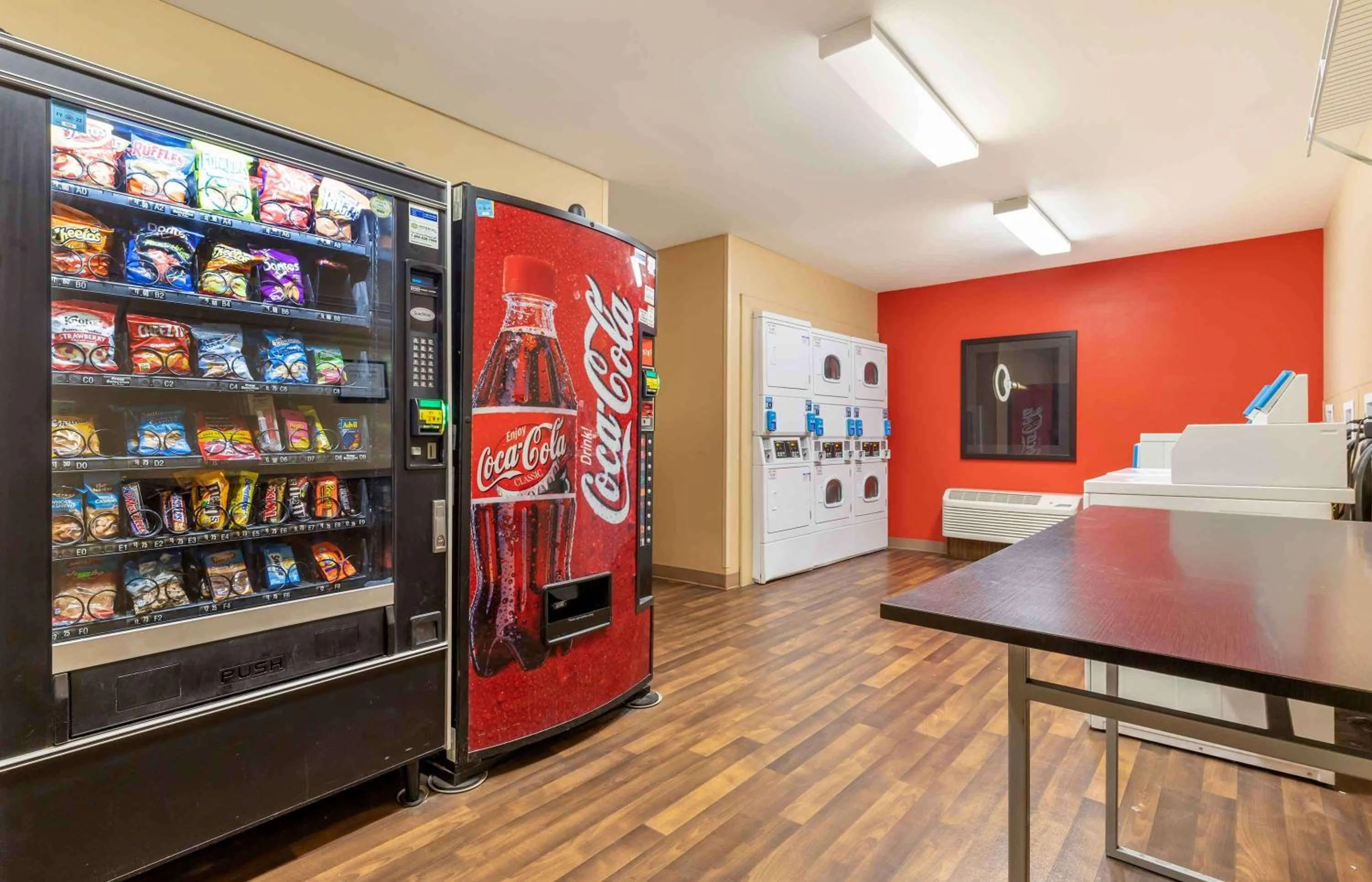 Property building in Extended Stay America Select Suites - Fayetteville - Springdale