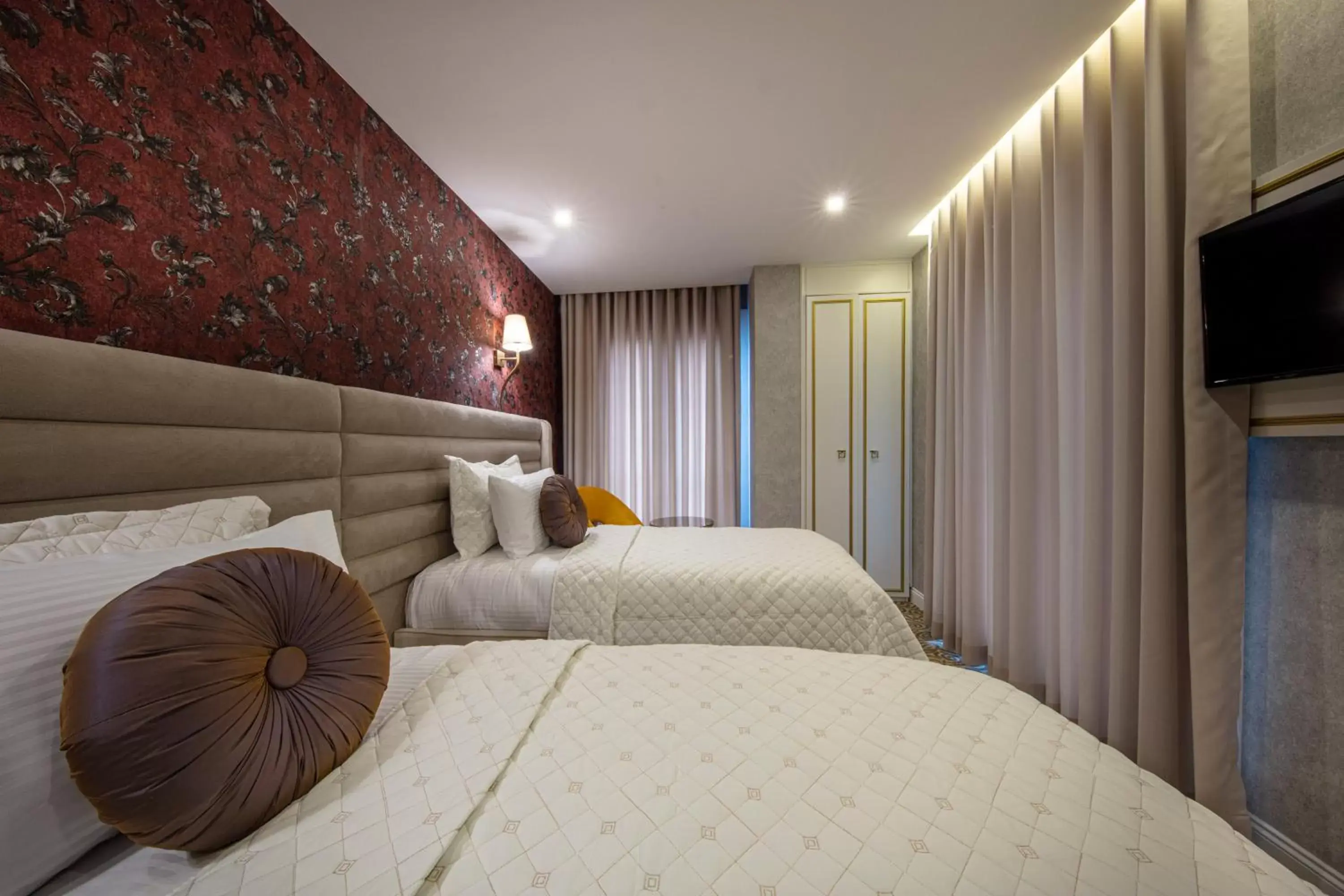 Photo of the whole room, Bed in MR BEYAZ BUTİK HOTEL