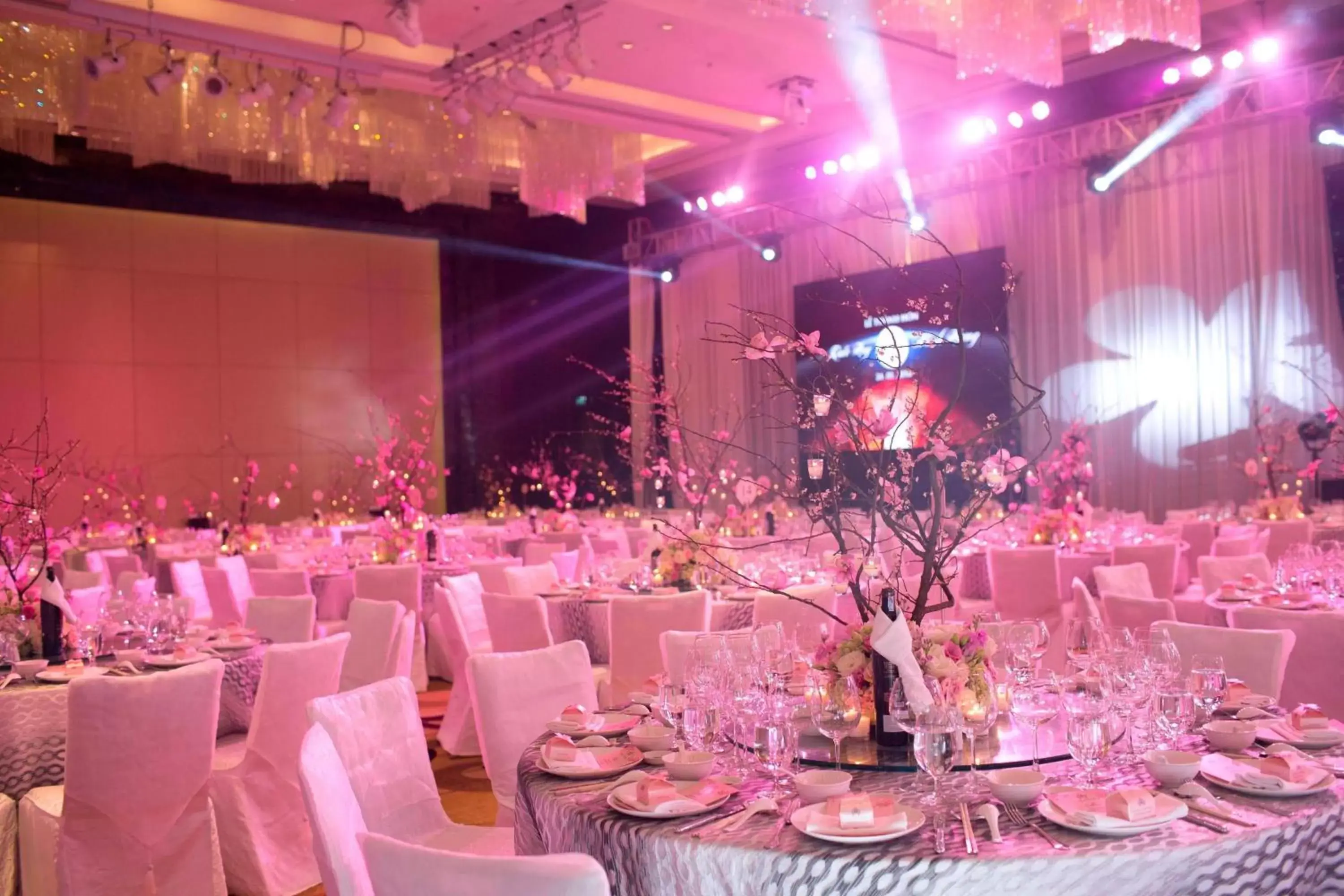 Banquet/Function facilities, Banquet Facilities in JW Marriott Hotel Hanoi