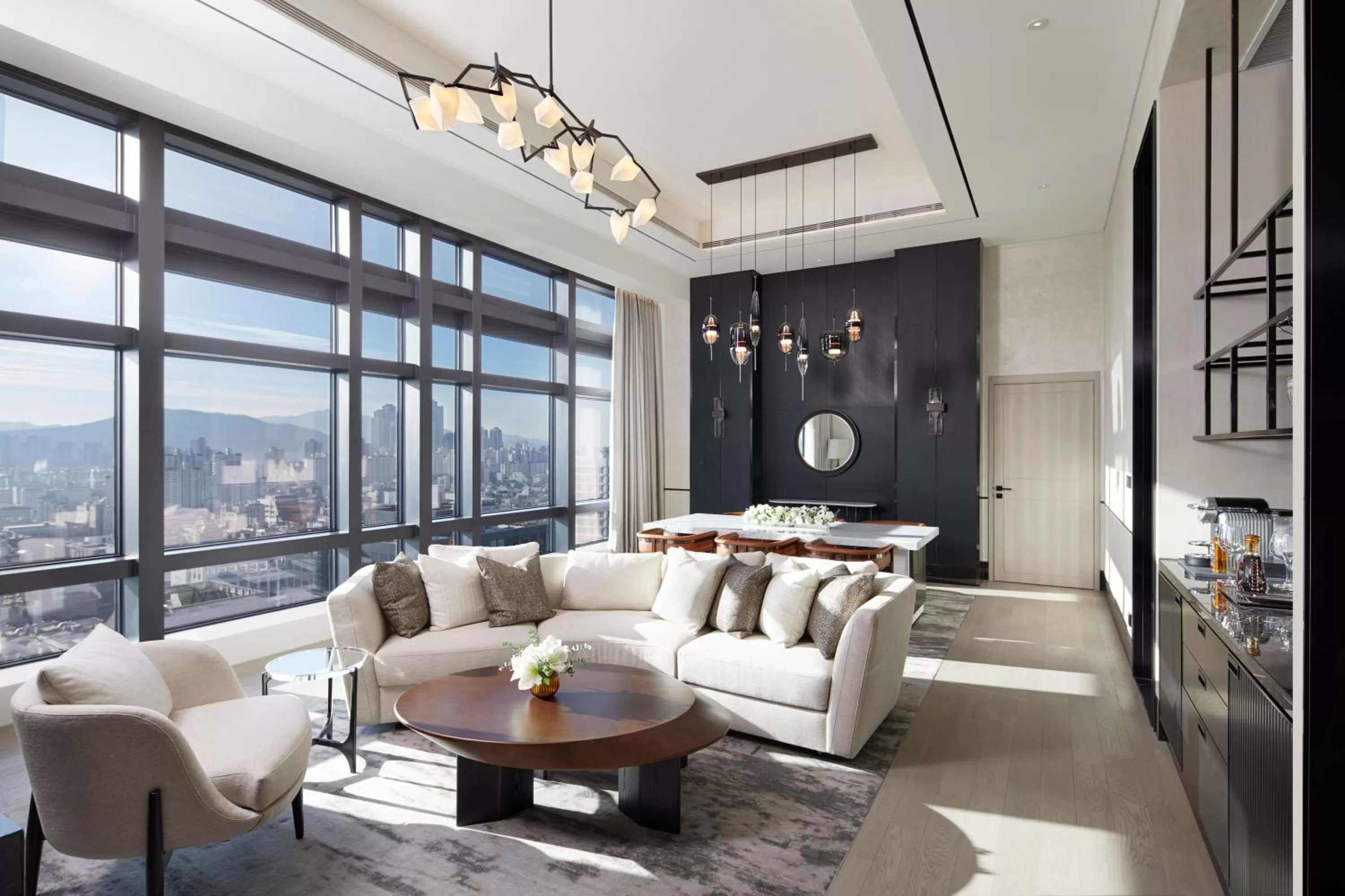 Photo of the whole room in Grand InterContinental Seoul Parnas by IHG