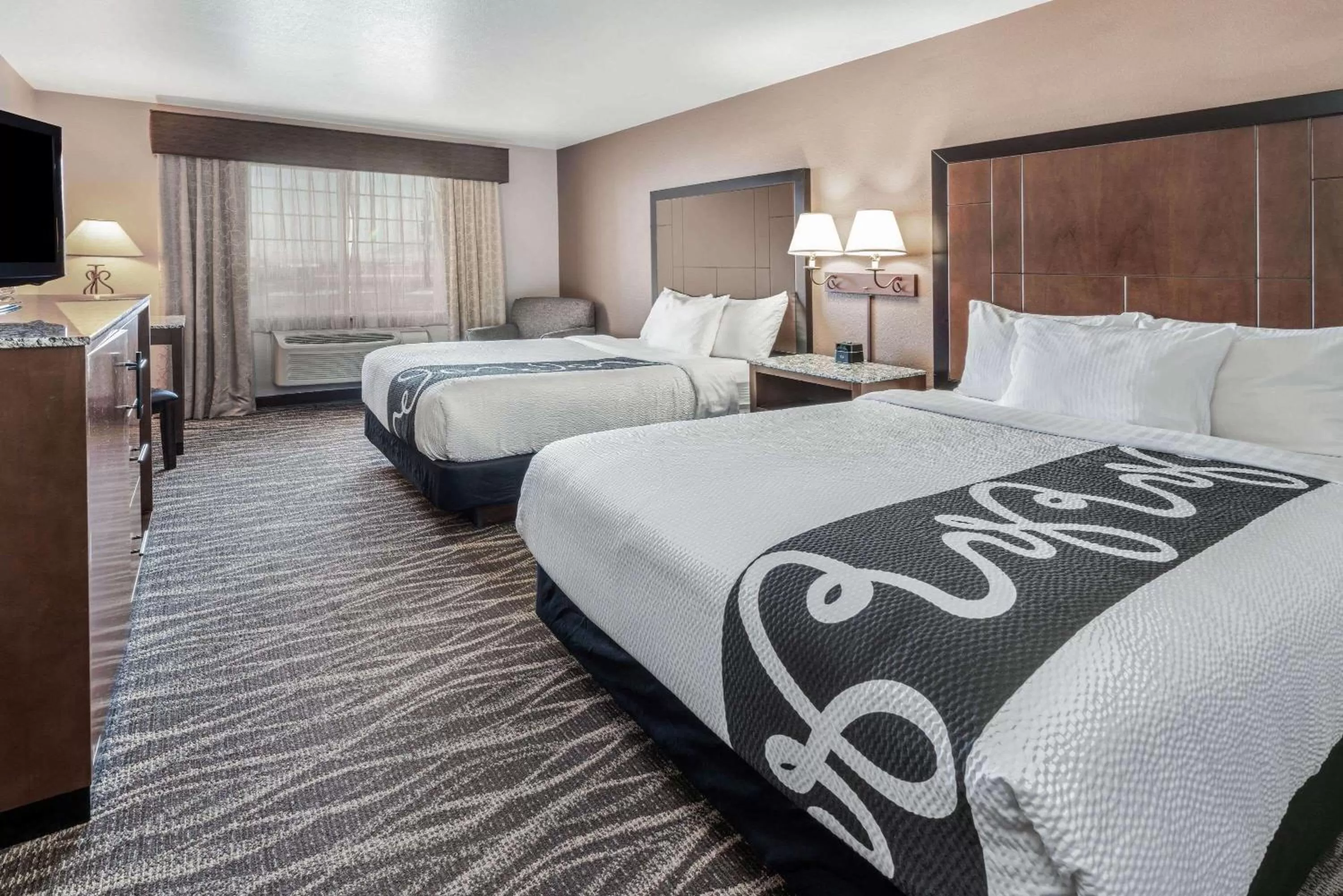Photo of the whole room, Bed in La Quinta by Wyndham Belgrade - Bozeman Airport