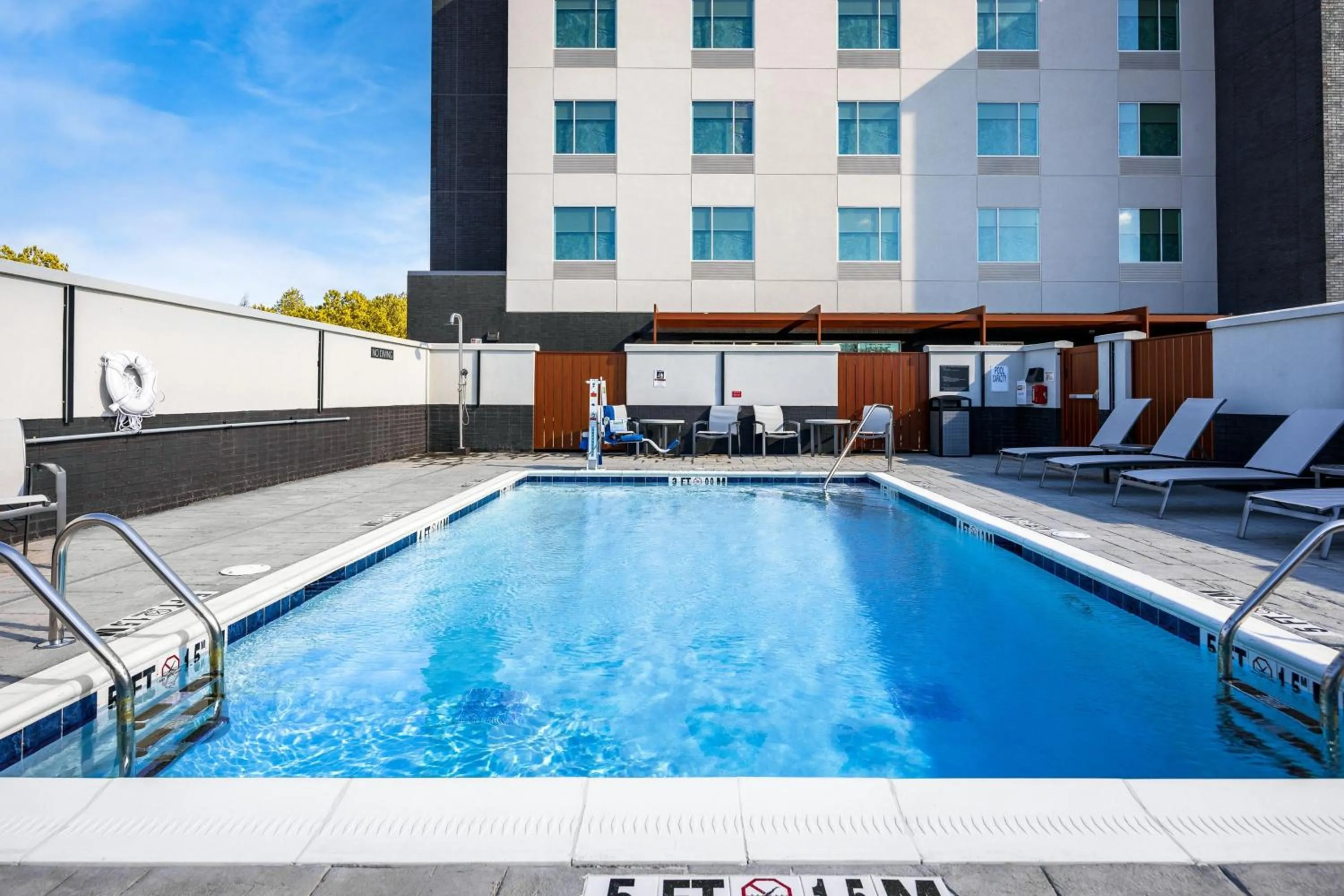 Swimming pool in TownePlace Suites by Marriott Canton Riverstone Parkway