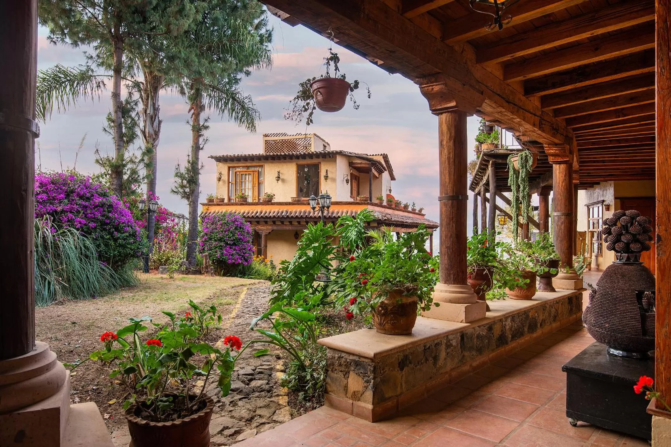 Garden in Eco Hotel Ixhi