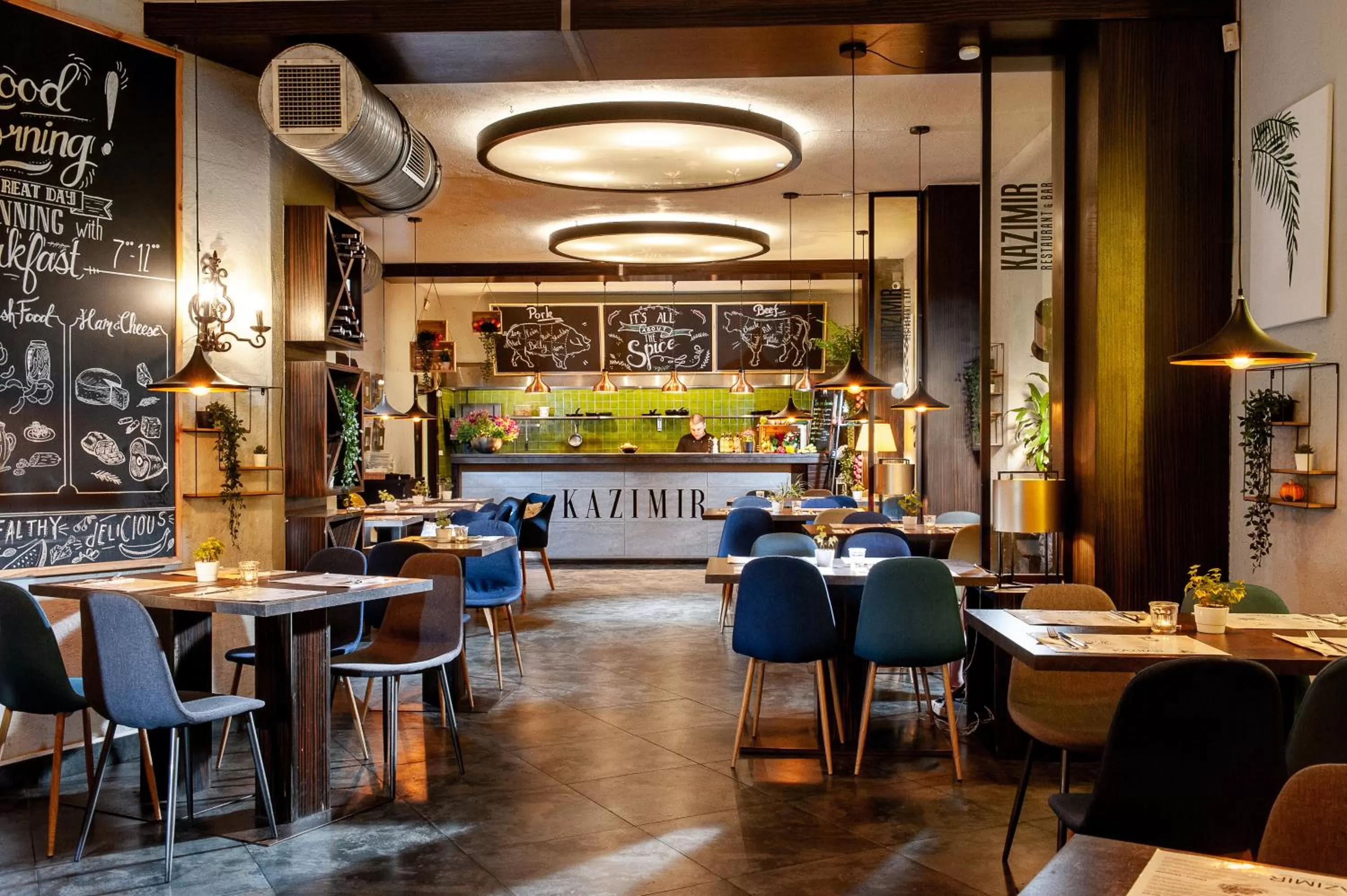 Restaurant/places to eat in Spatz Aparthotel