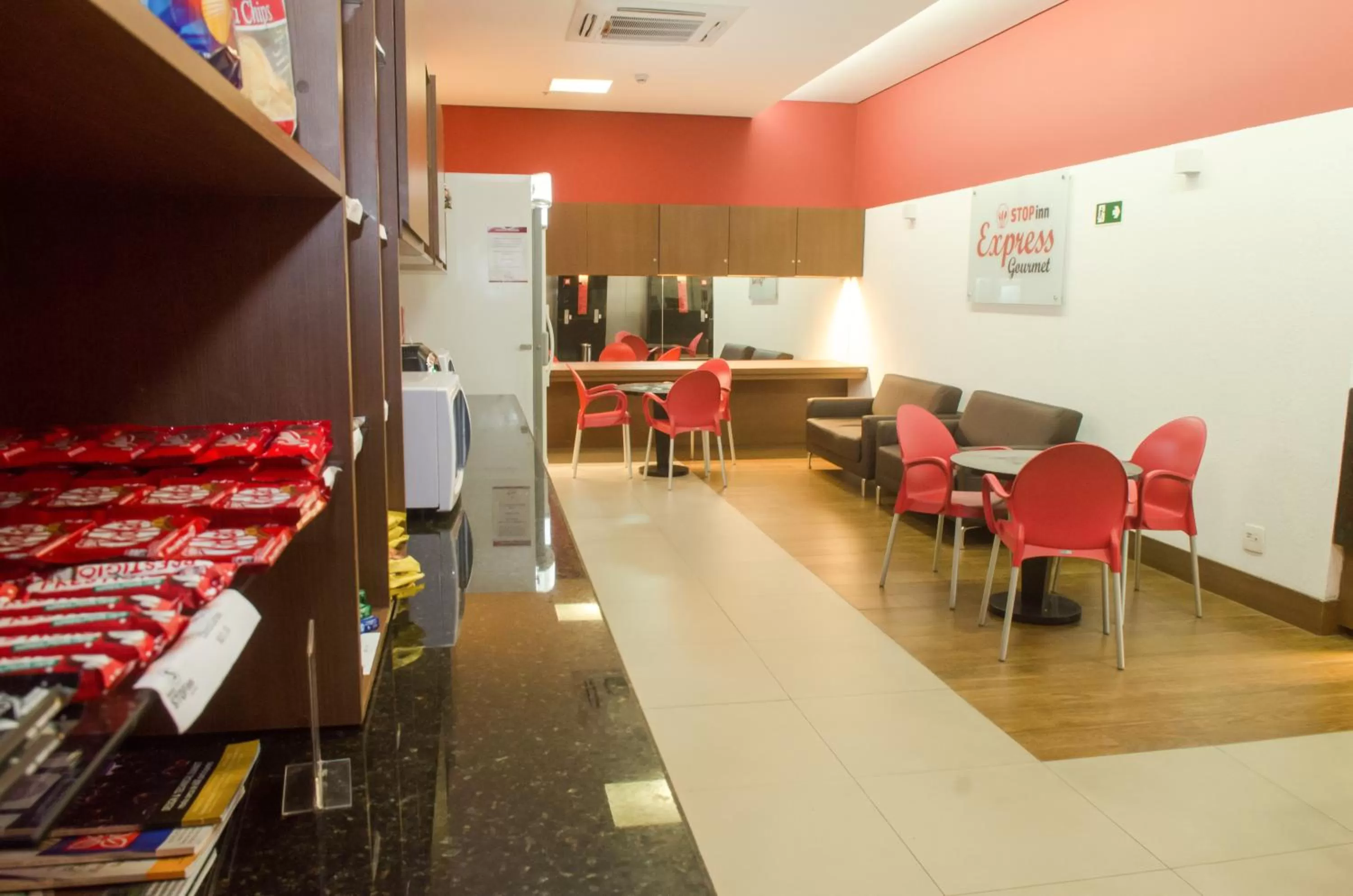 Lobby or reception in Stop Inn Antonio Carlos