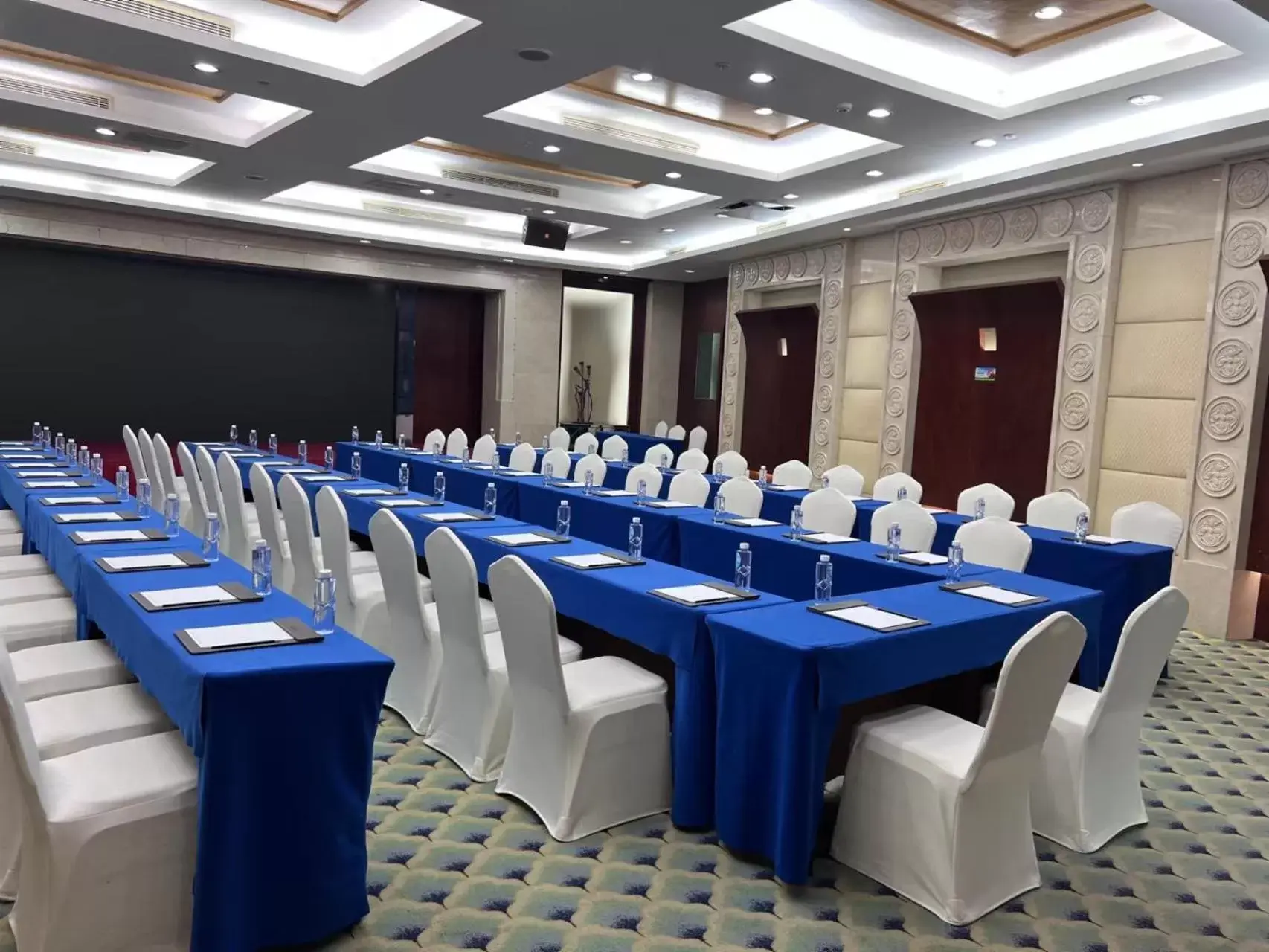 Meeting/conference room in The Pavilion Hotel Shenzhen (Huaqiang NorthBusiness Zone)