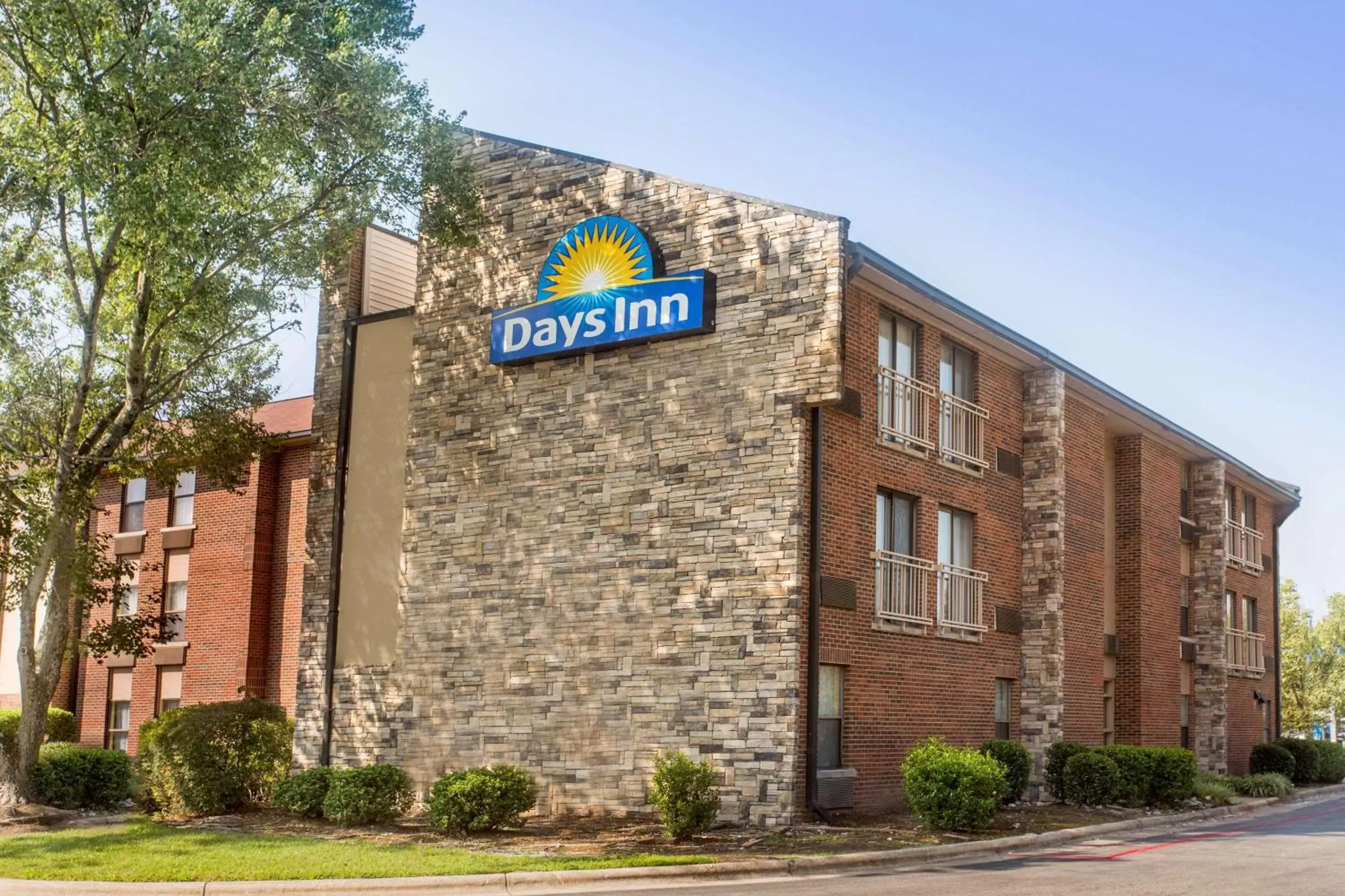 Property building in Days Inn by Wyndham Raleigh-Airport-Research Triangle Park