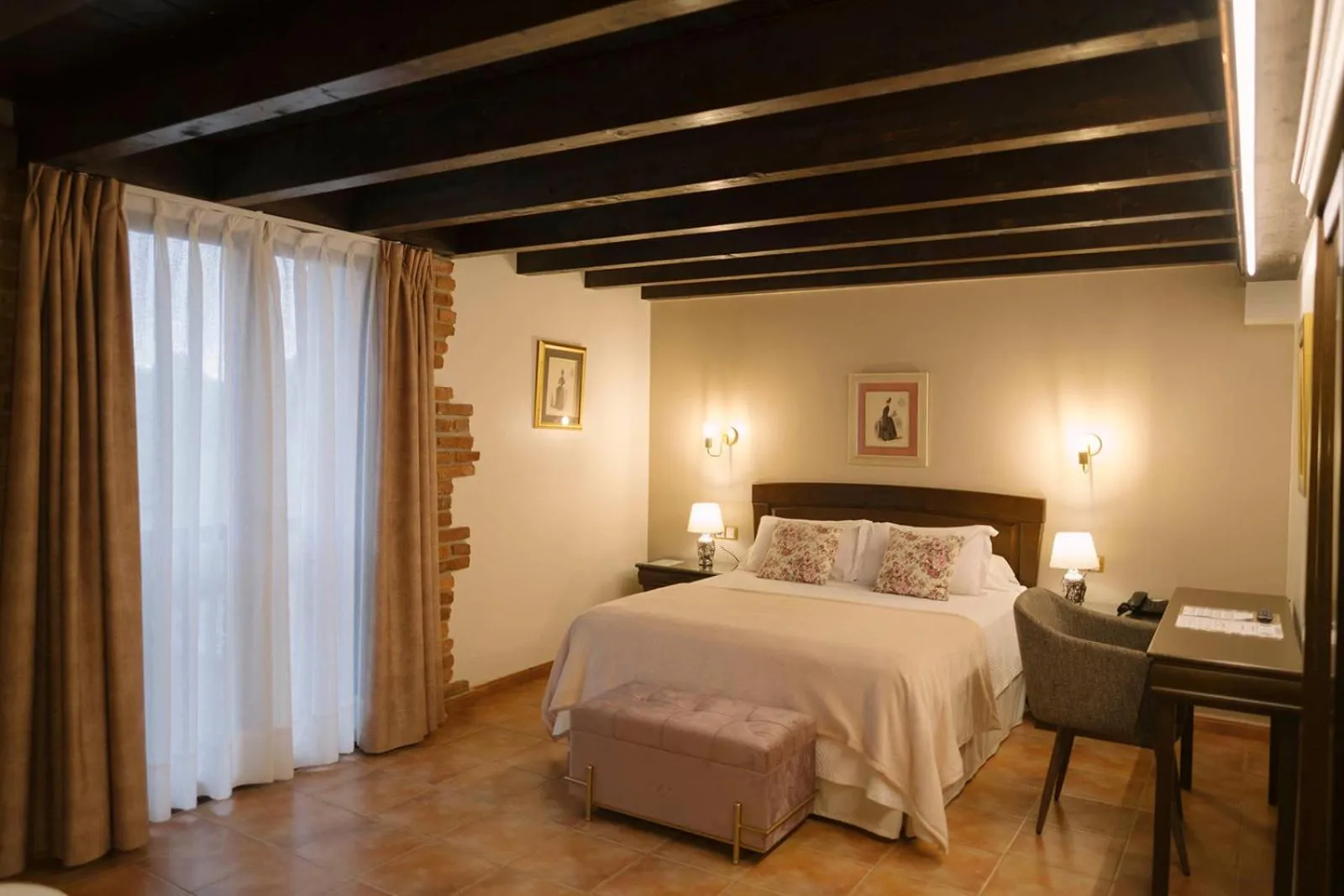 Bed in Hotel & Spa María Manuela