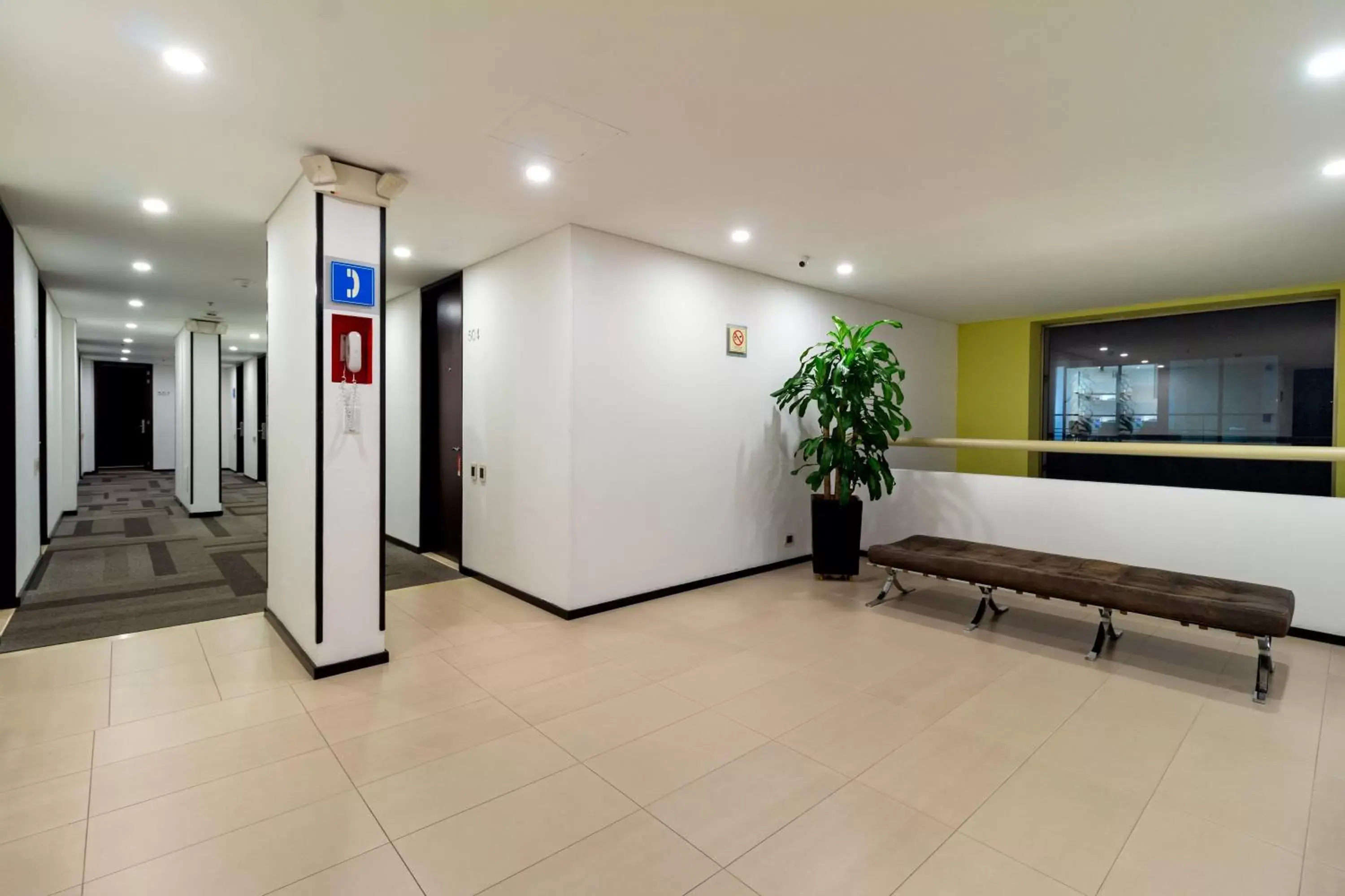 Property building, Lobby/Reception in Hotel Madisson Inn Luxury By GEH Suites