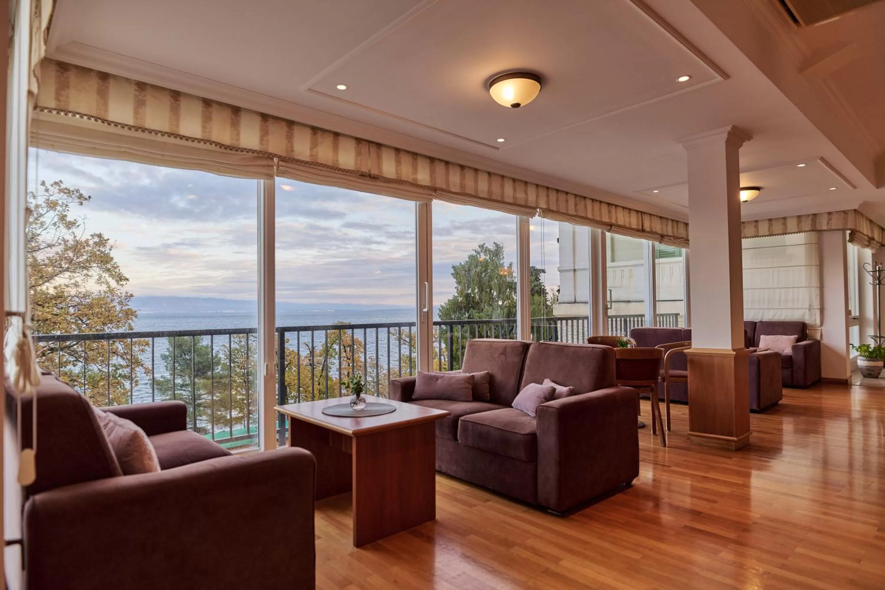 Lounge or bar in Hotel Lovran