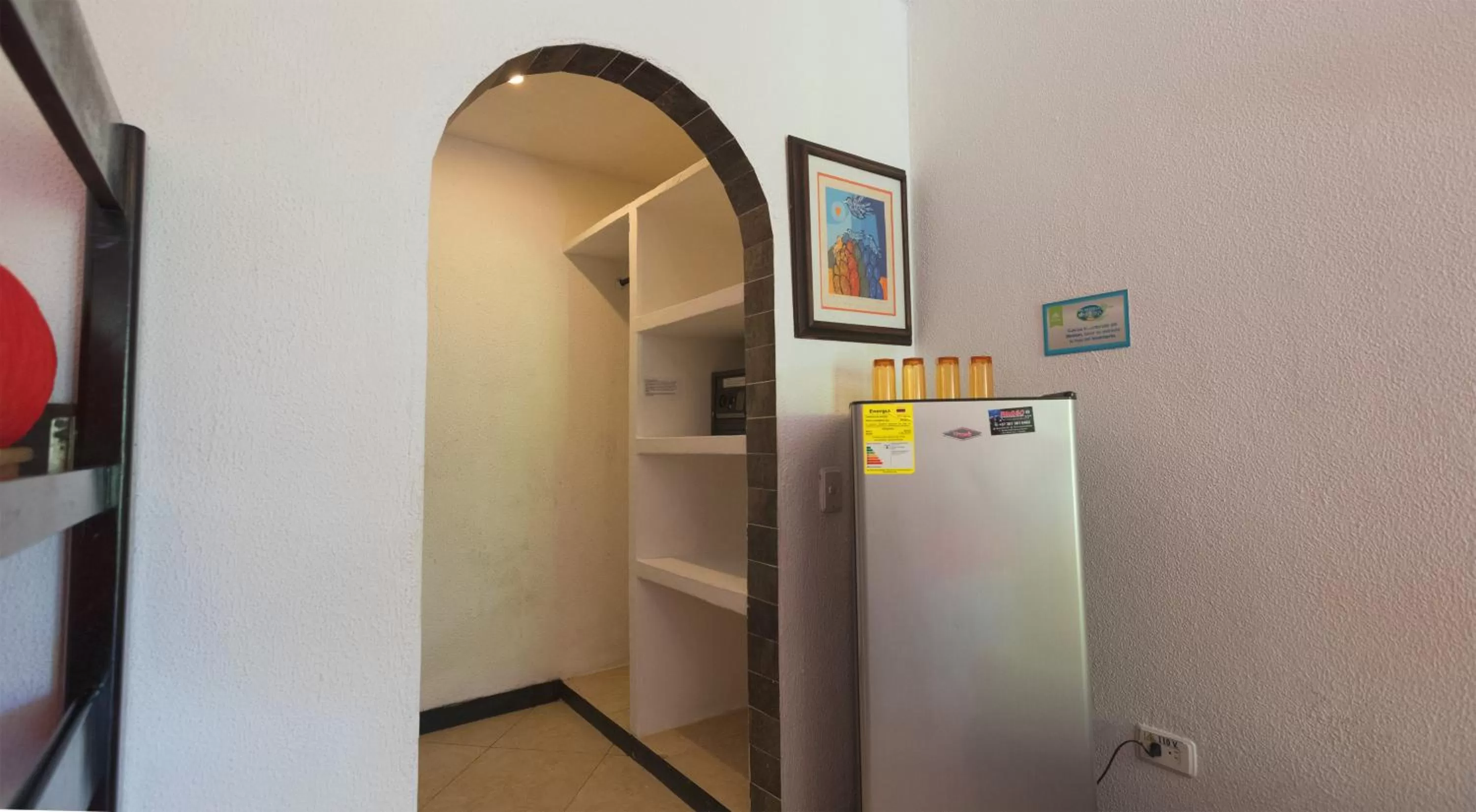 wardrobe in Hosteria Mar y Sol